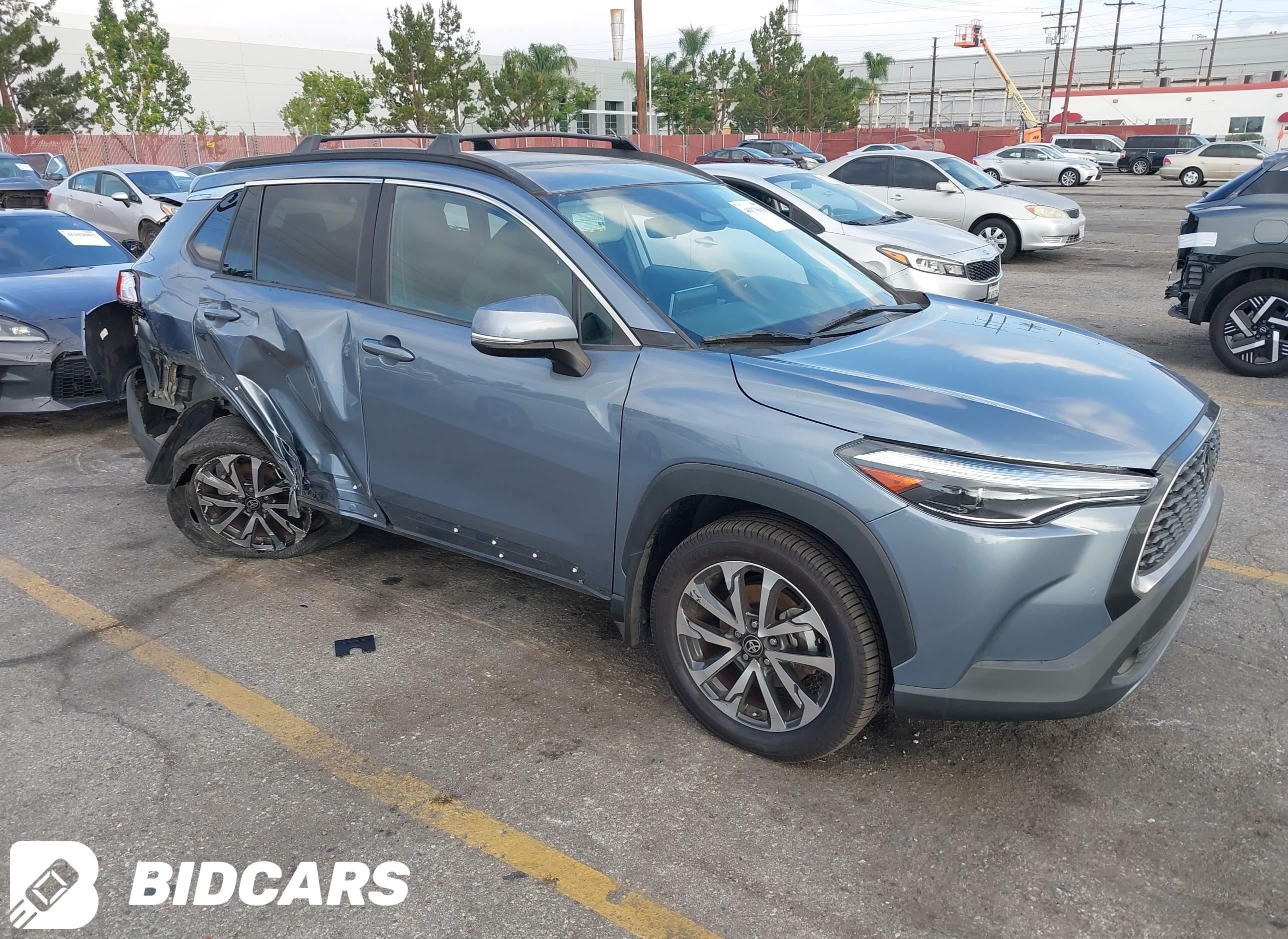 2024 Toyota Corolla Cross, Xle