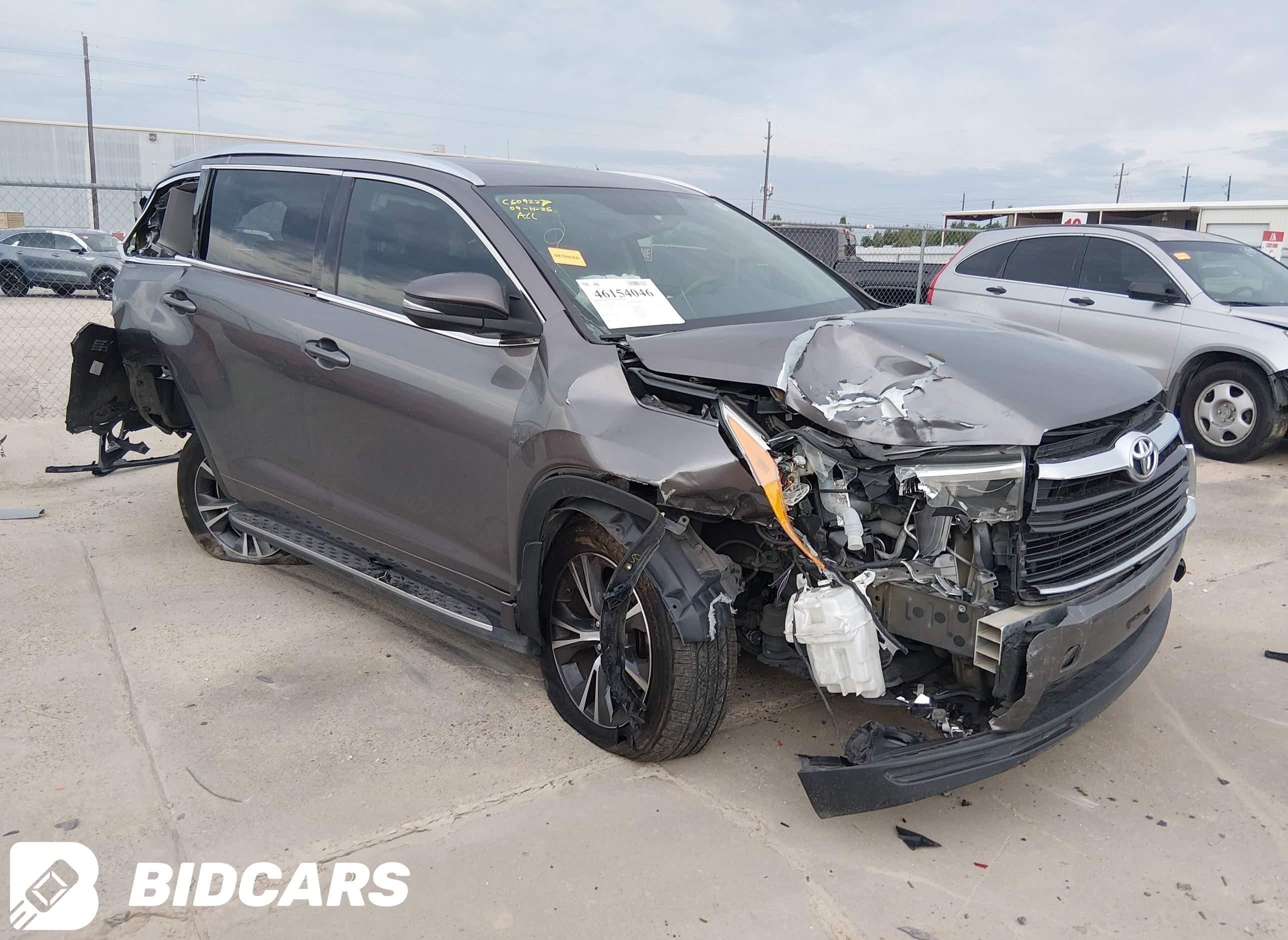 2016 Toyota Highlander, Xle V6