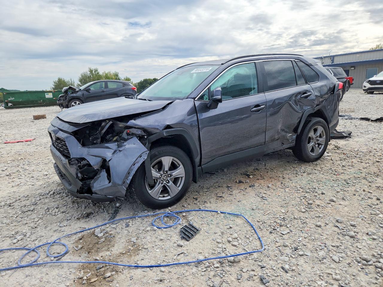 2022 Toyota RAV4, Xle
