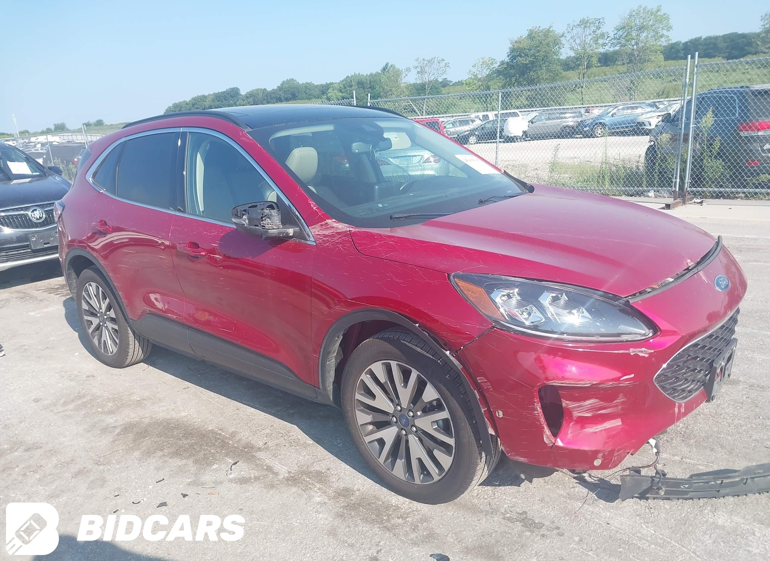 2020 Ford Escape, Titanium
