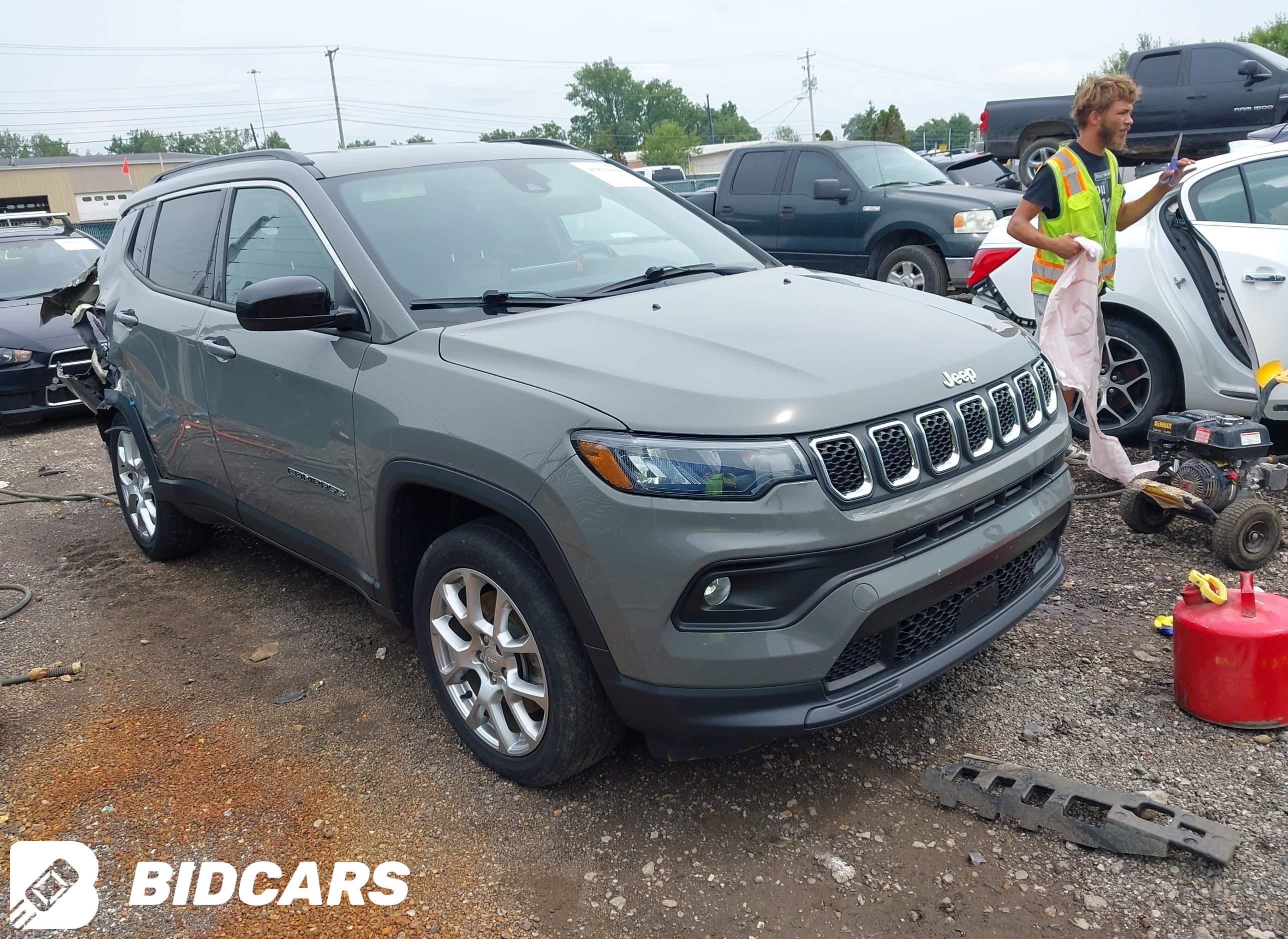 2023 Jeep Compass, Latitude L...