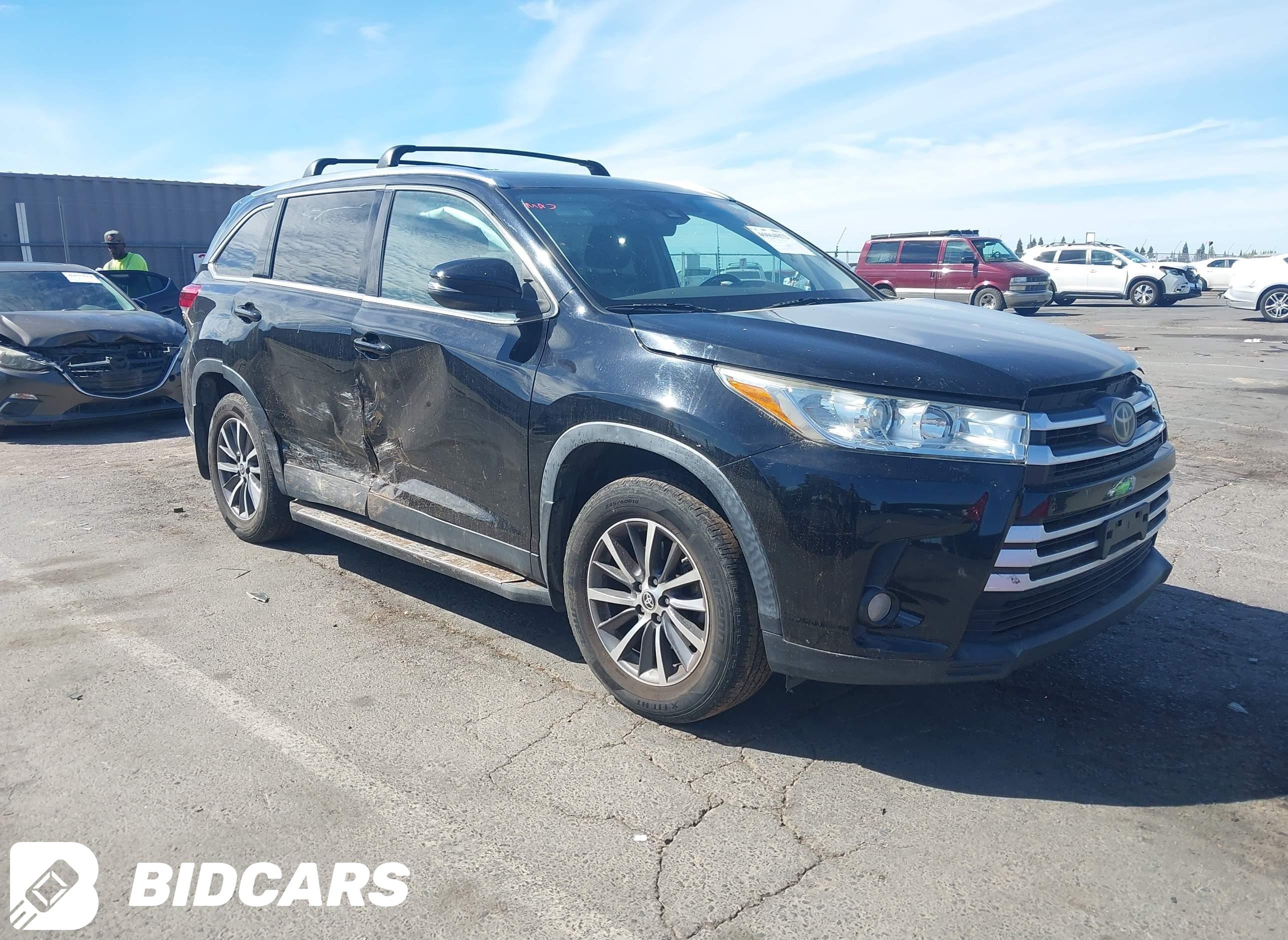 2019 Toyota Highlander, Xle
