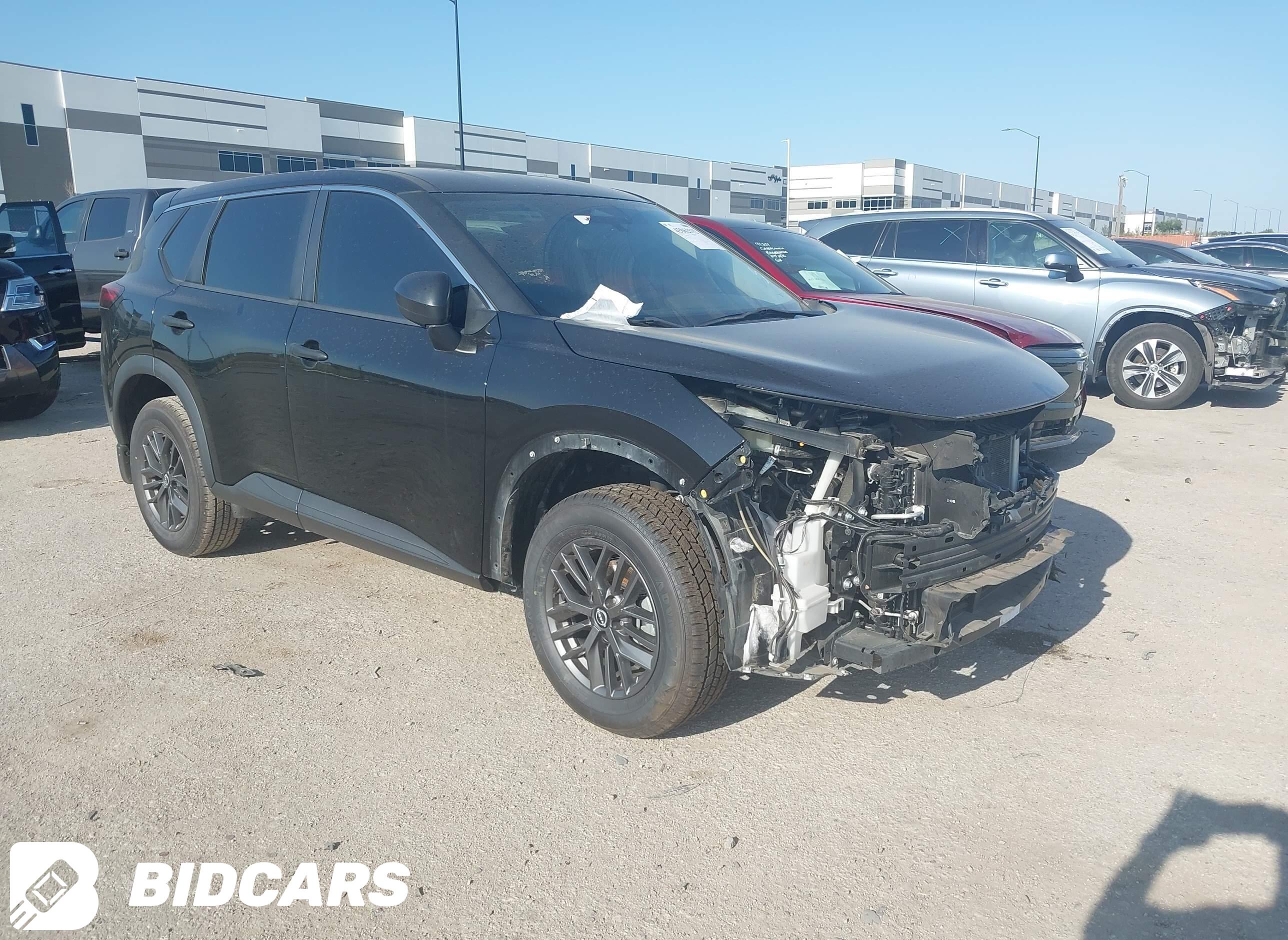 2022 Nissan Rogue, S Fwd