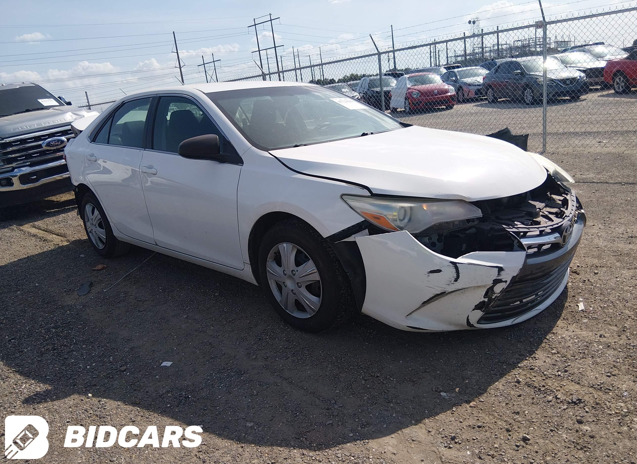 2015 Toyota Camry, LE