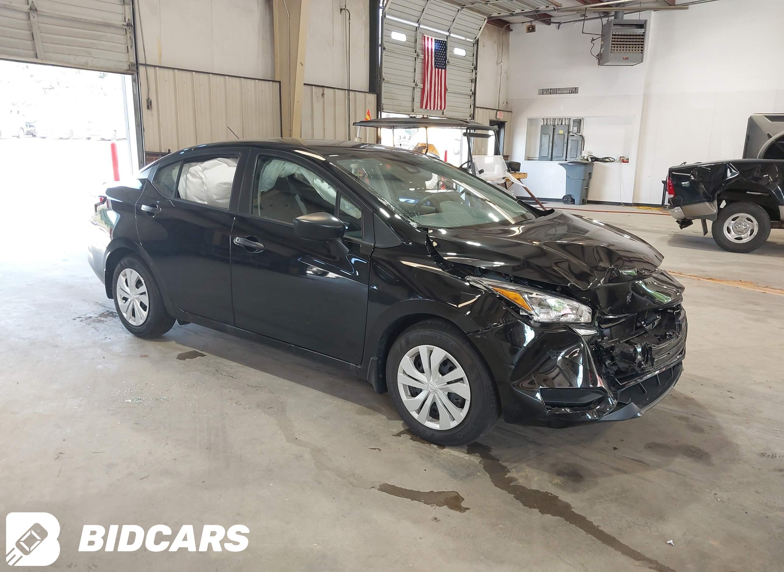 2025 Nissan Versa, 1.6 S