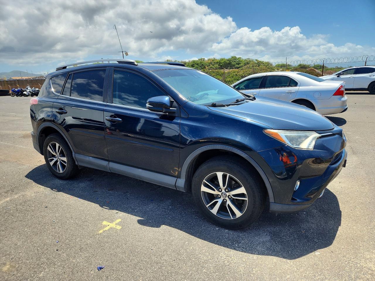 2018 Toyota RAV4, Xle