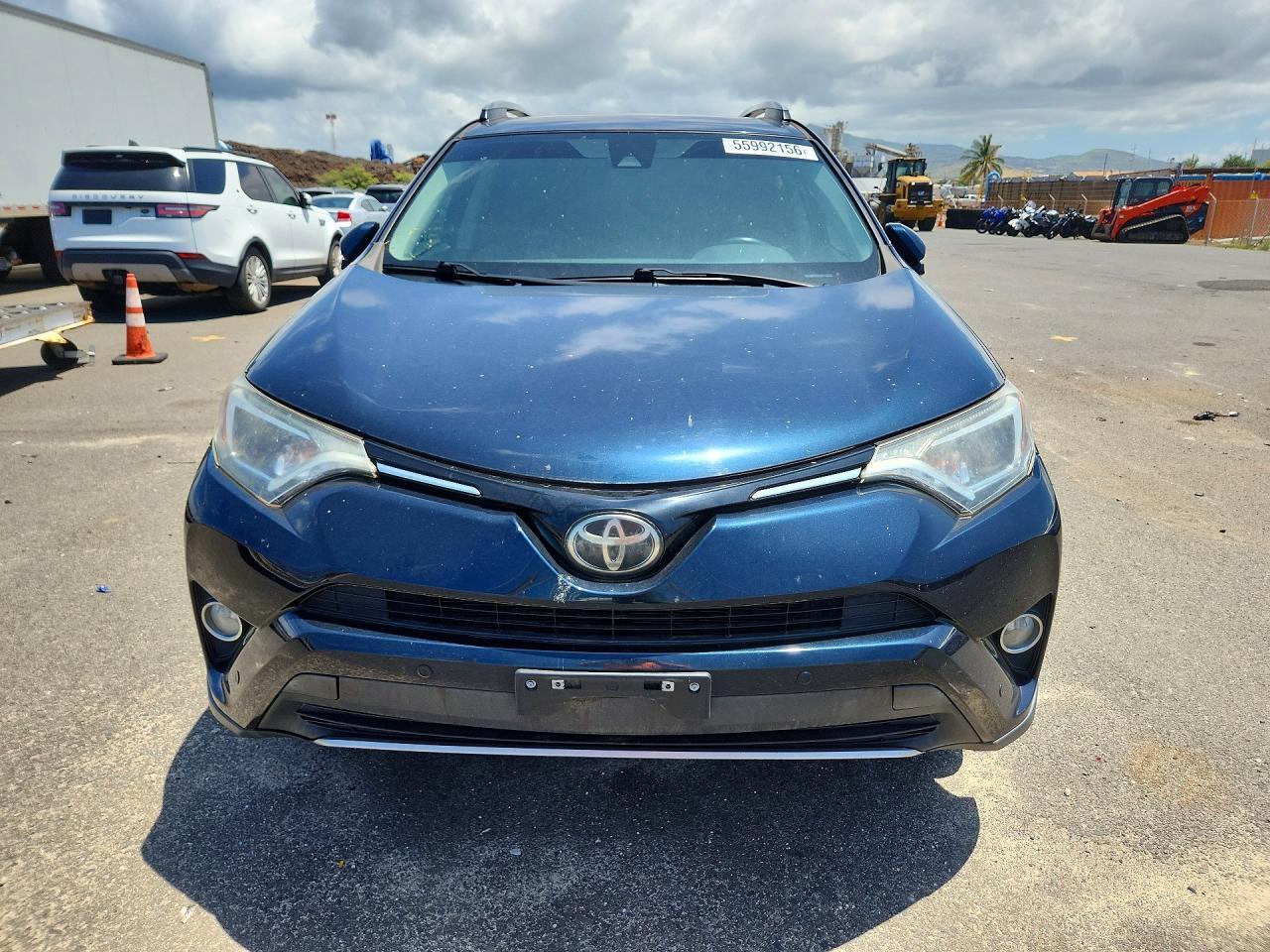 2018 Toyota RAV4, Xle