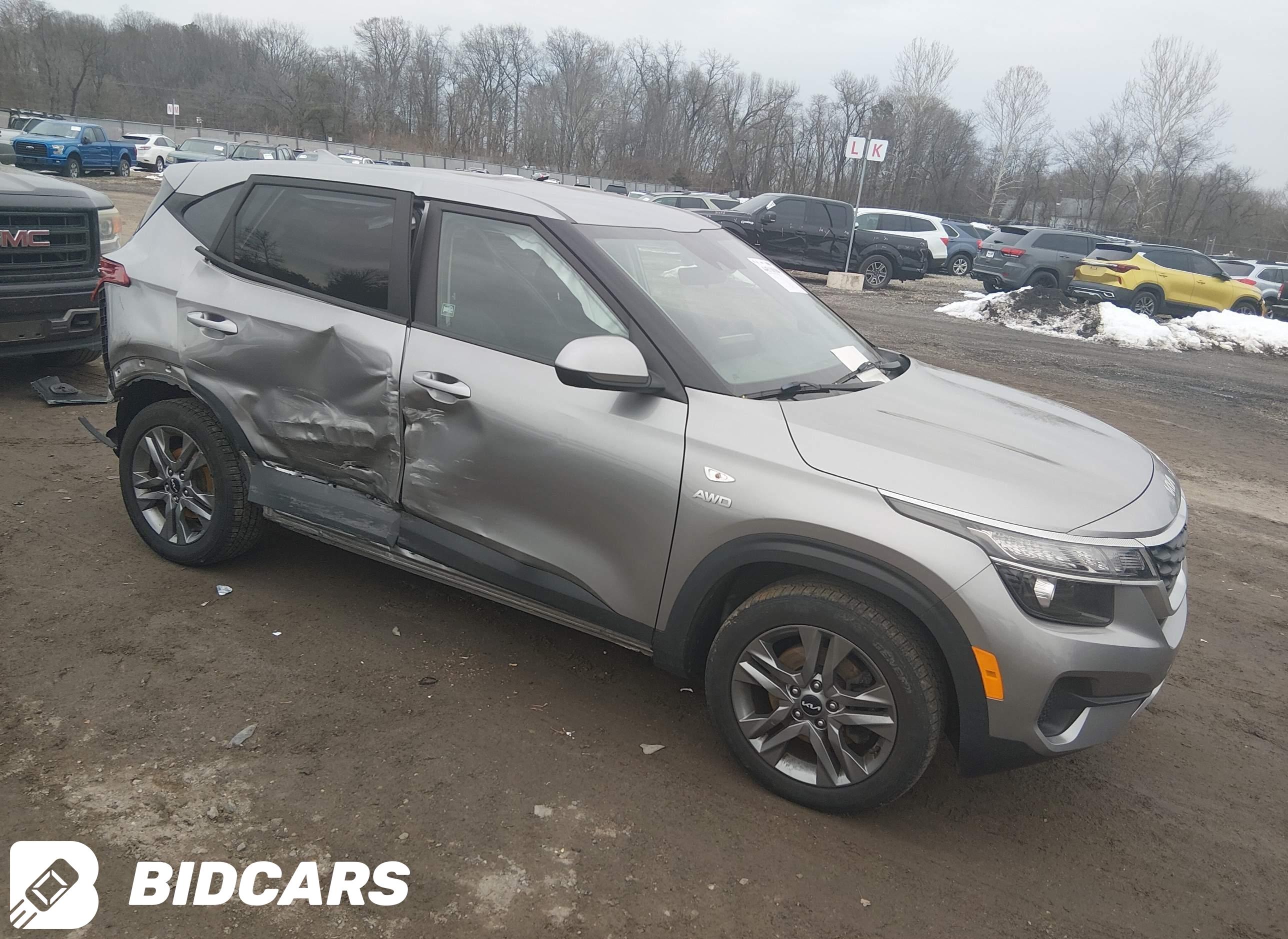 2022 KIA Seltos, LX