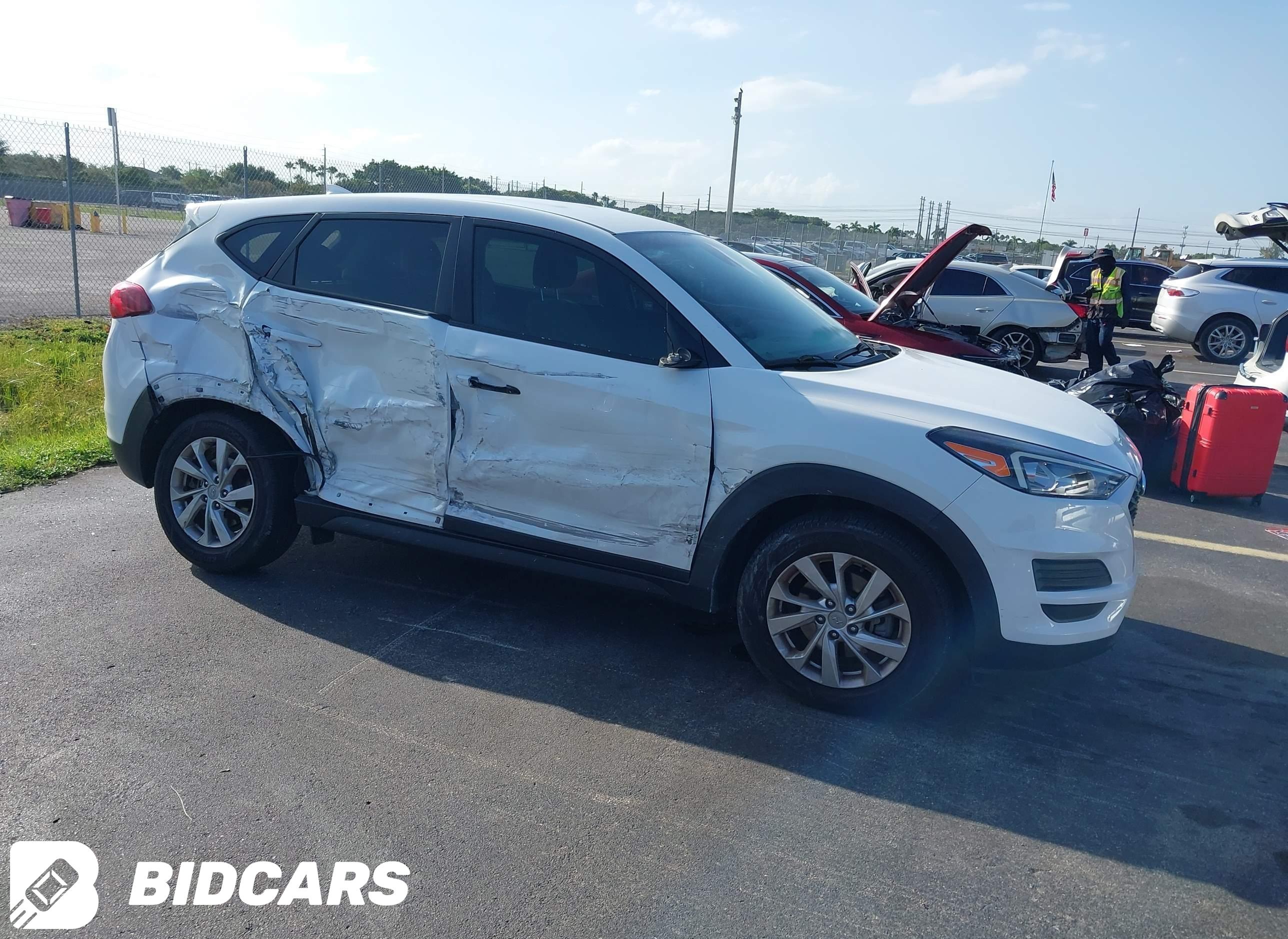2021 Hyundai Tucson, SE