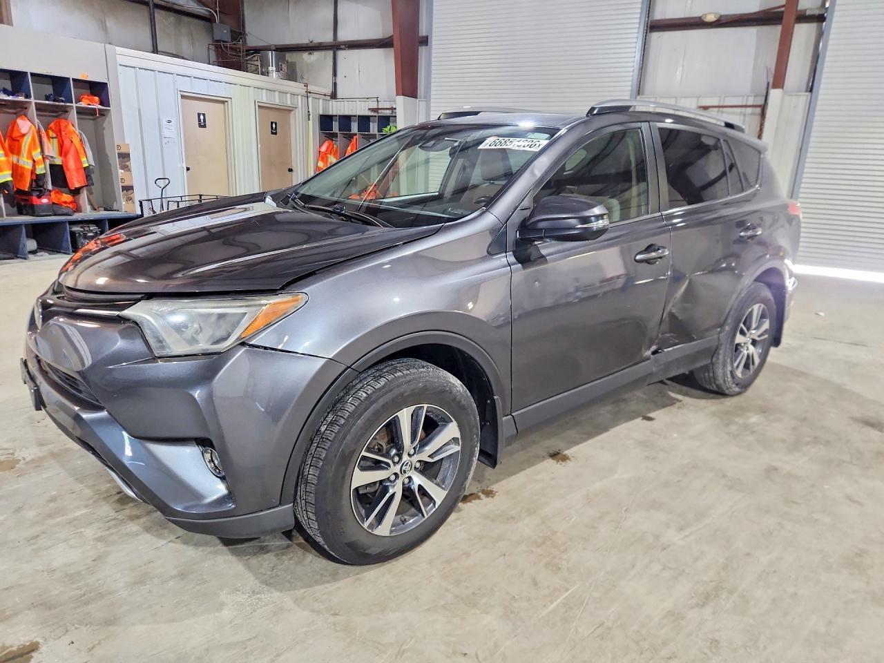 2018 Toyota RAV4, Xle