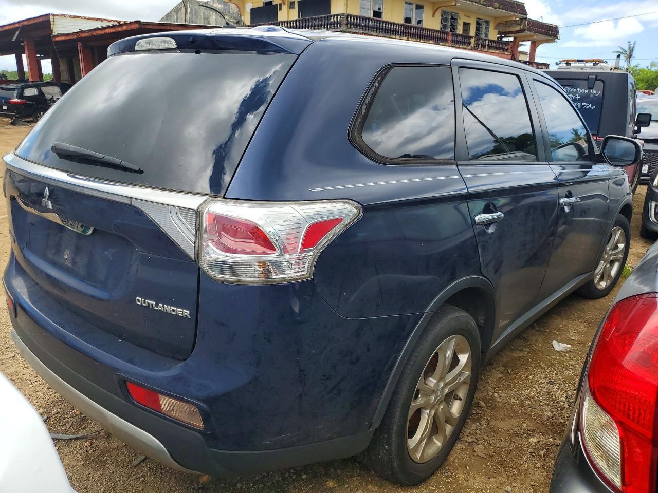 2015 Mitsubishi Outlander, SE
