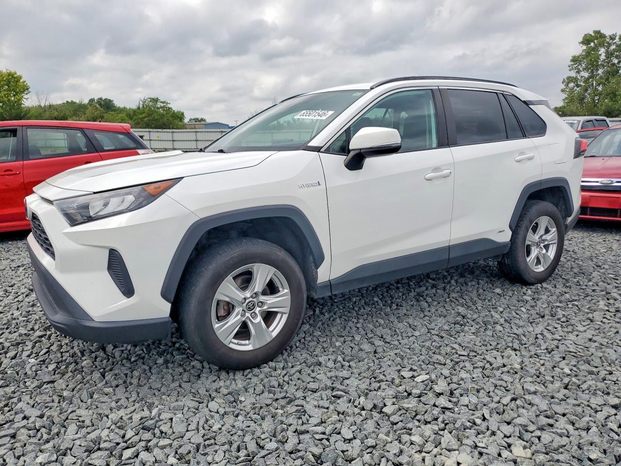 2021 Toyota RAV4, LE