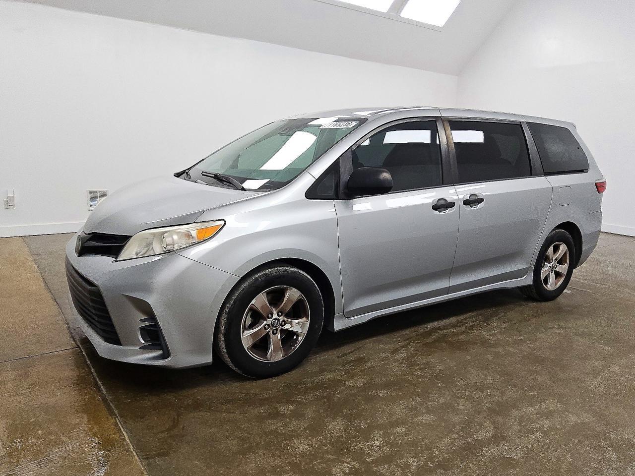 2019 Toyota Sienna, L 7-Passe...