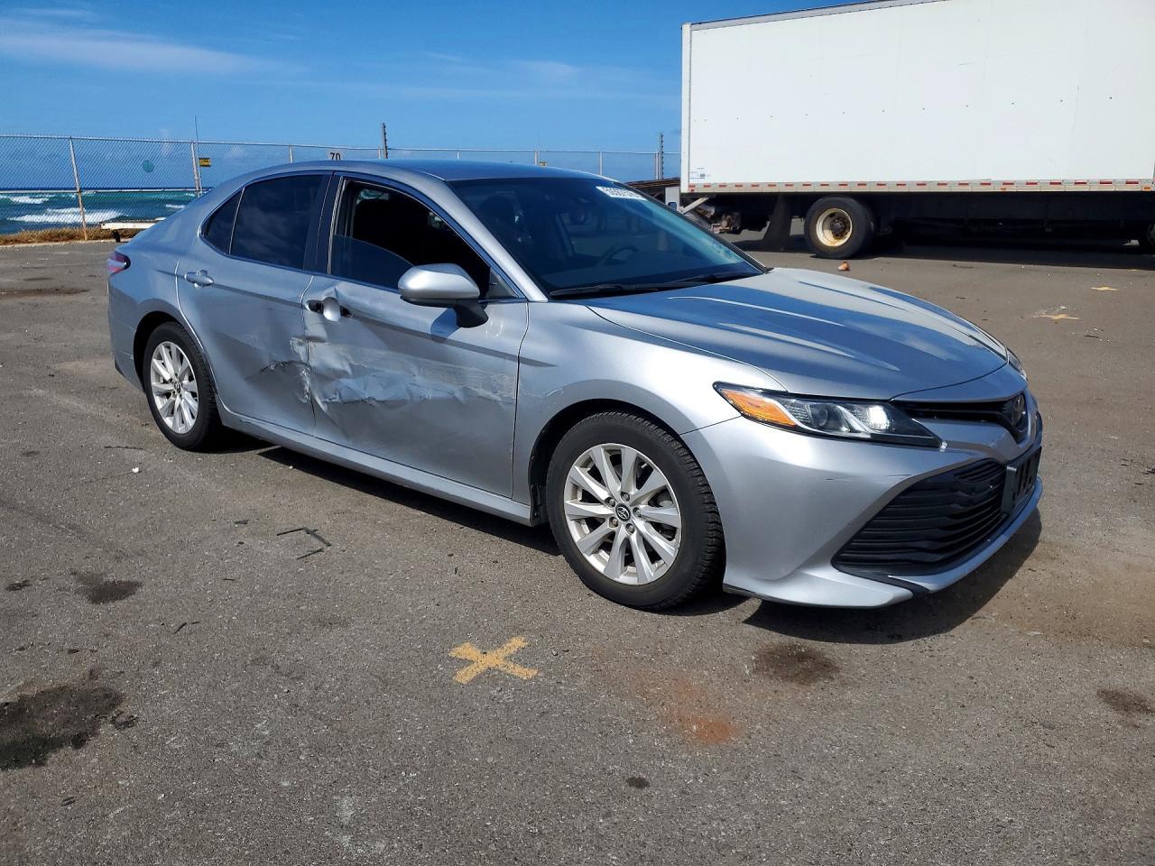 2019 Toyota Camry, L