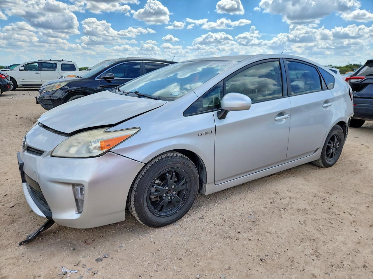 2015 Toyota Prius, Two