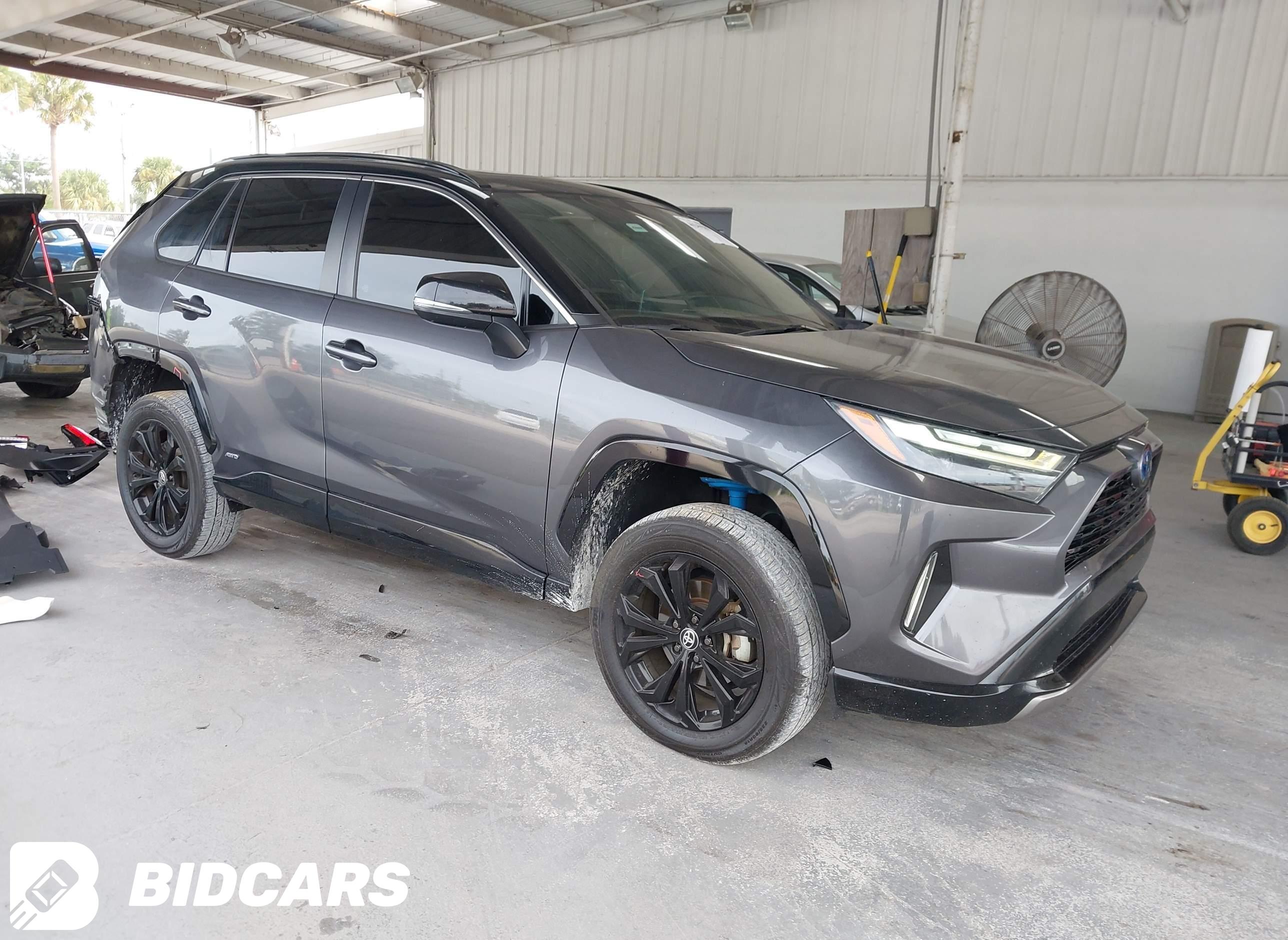 2022 Toyota RAV4, Hybrid Xse