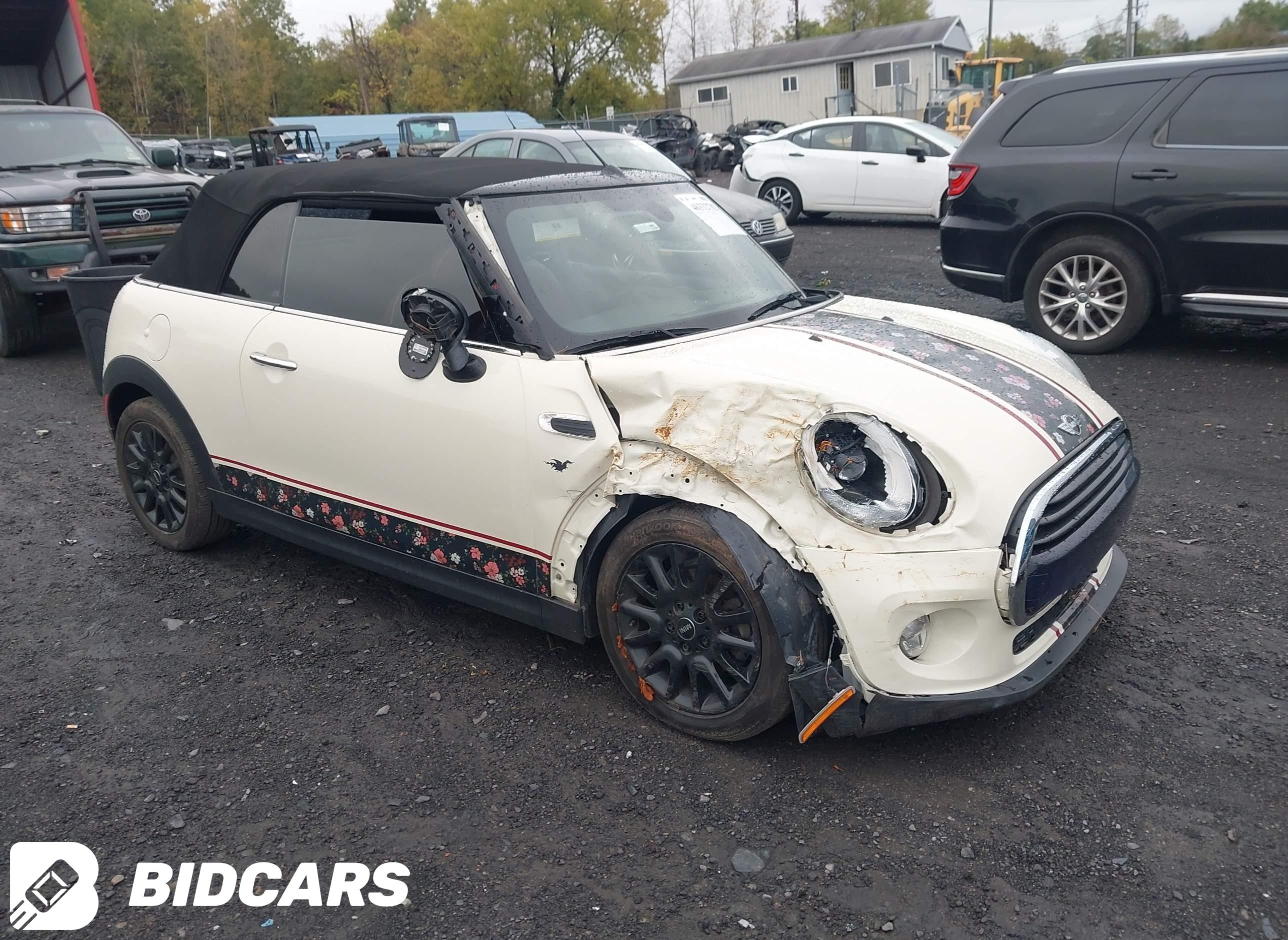 2017 Mini Convertible, Cooper