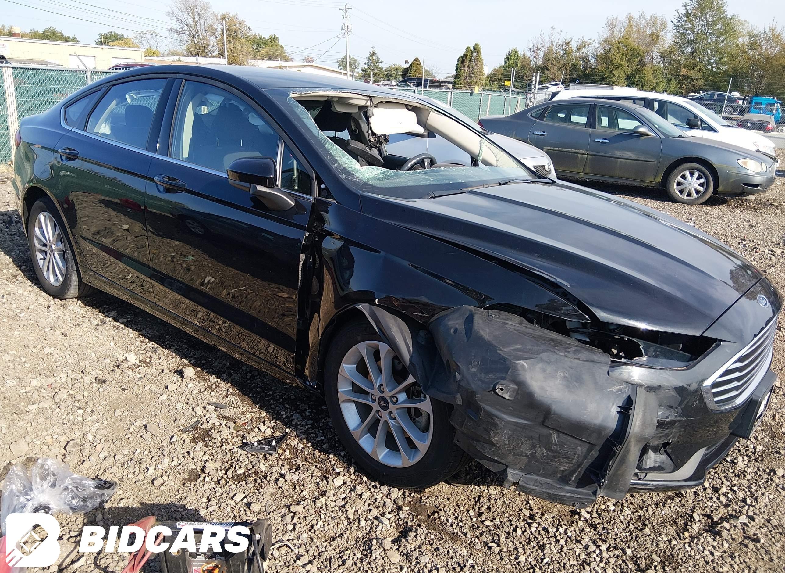 2020 Ford Fusion, SE