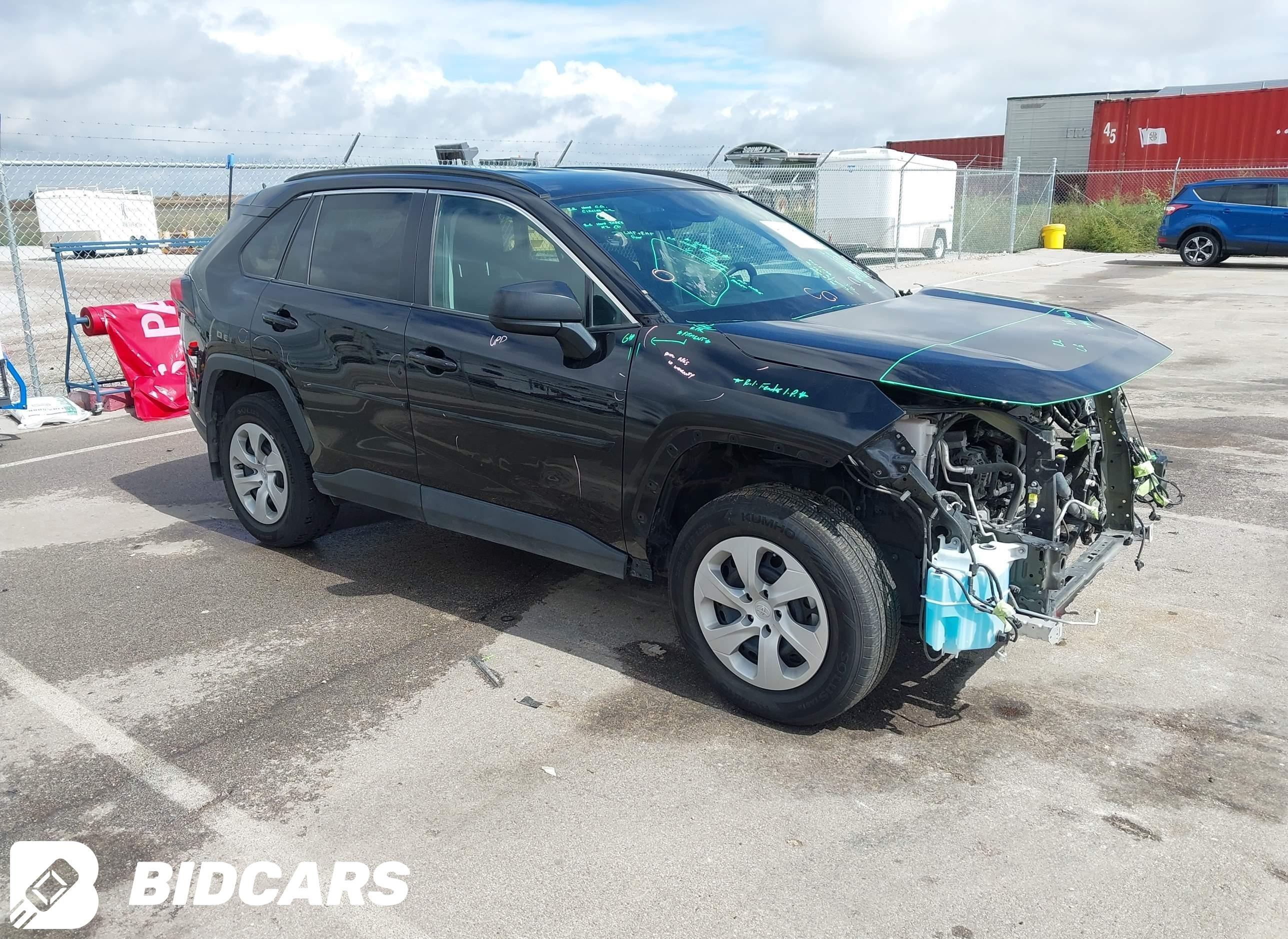 2021 Toyota RAV4, LE