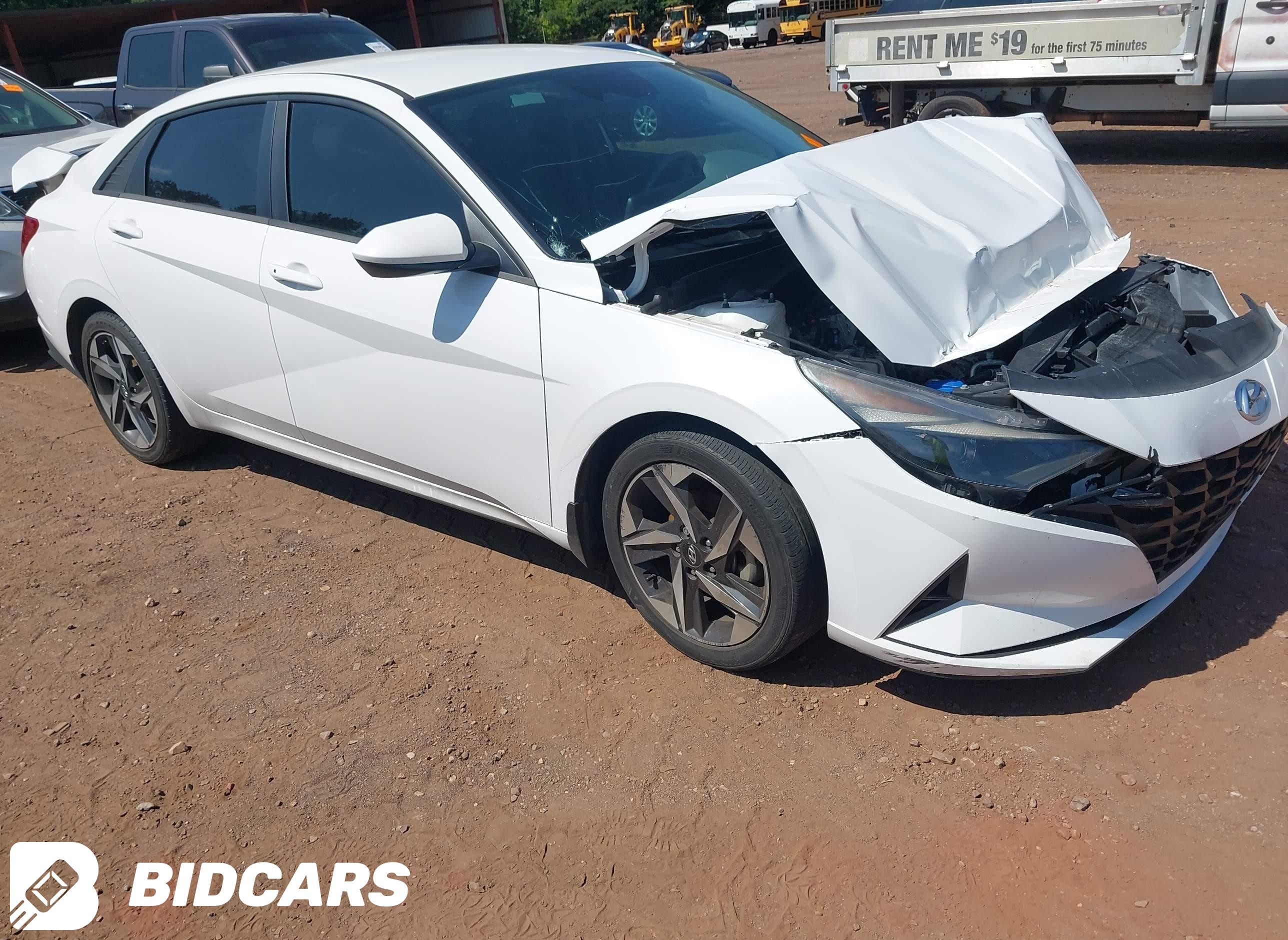 2023 Hyundai Elantra, Sel