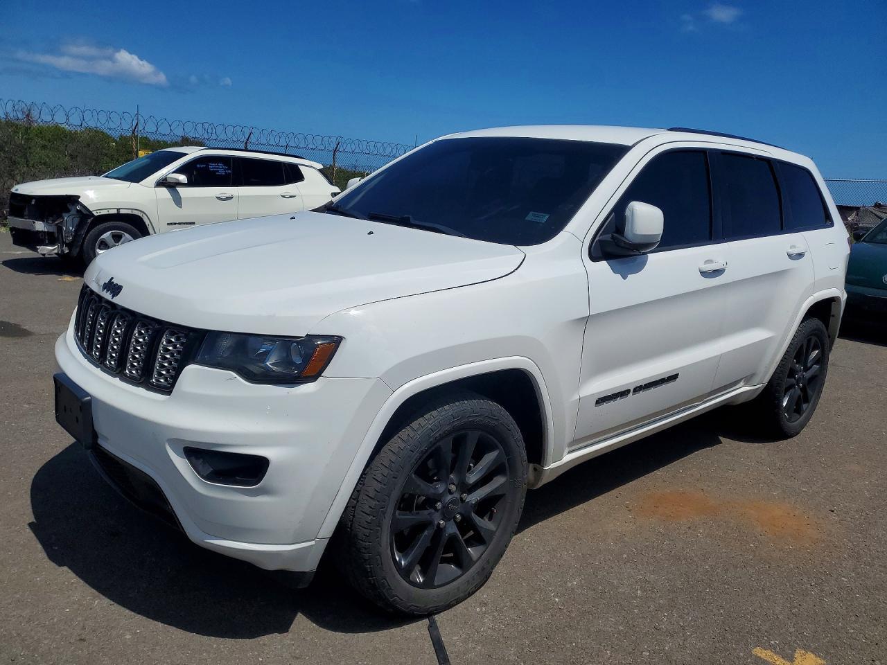 2017 Jeep Grand Cherokee, Laredo
