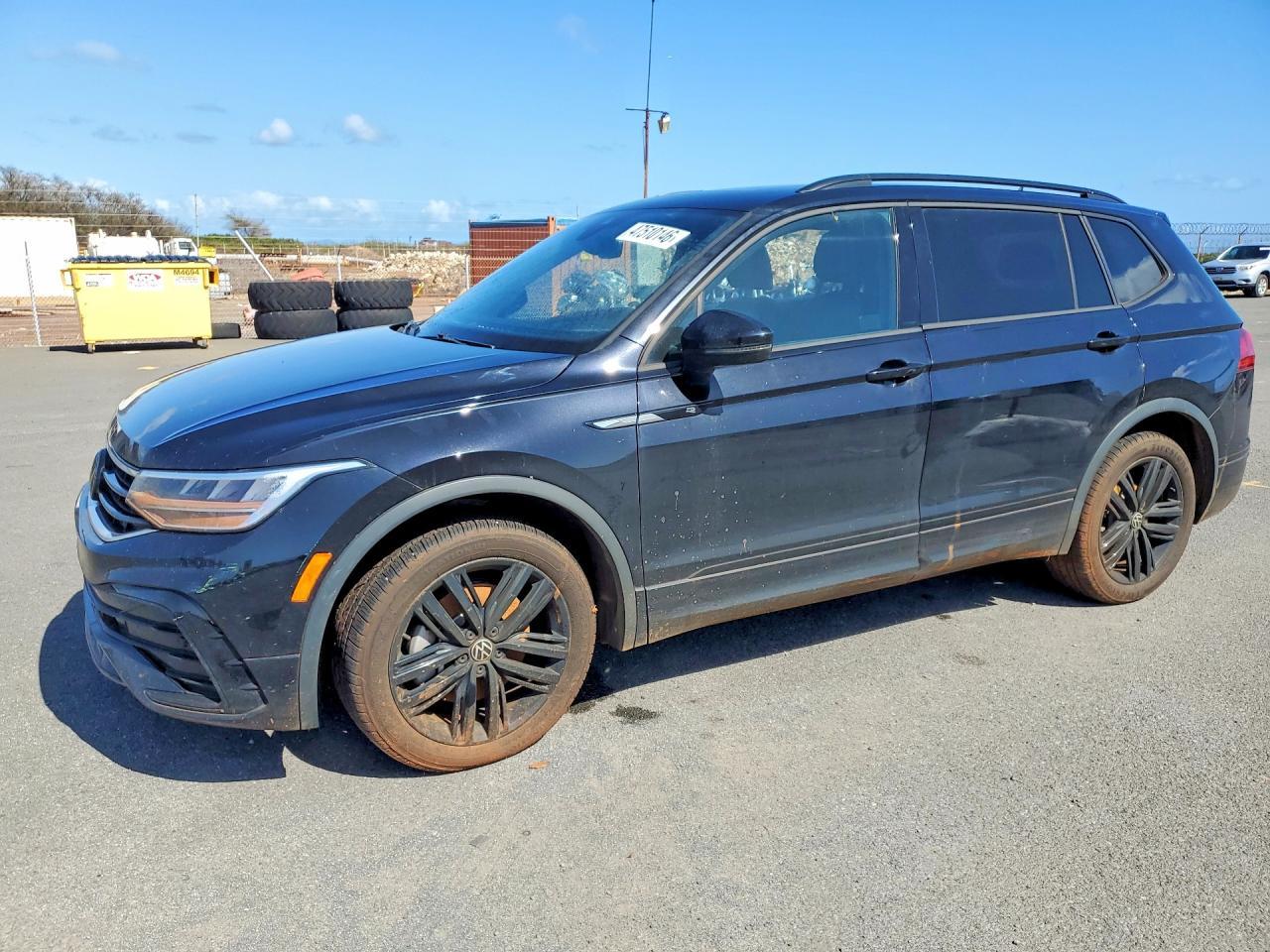 2022 Volkswagen Tiguan, Se R-...