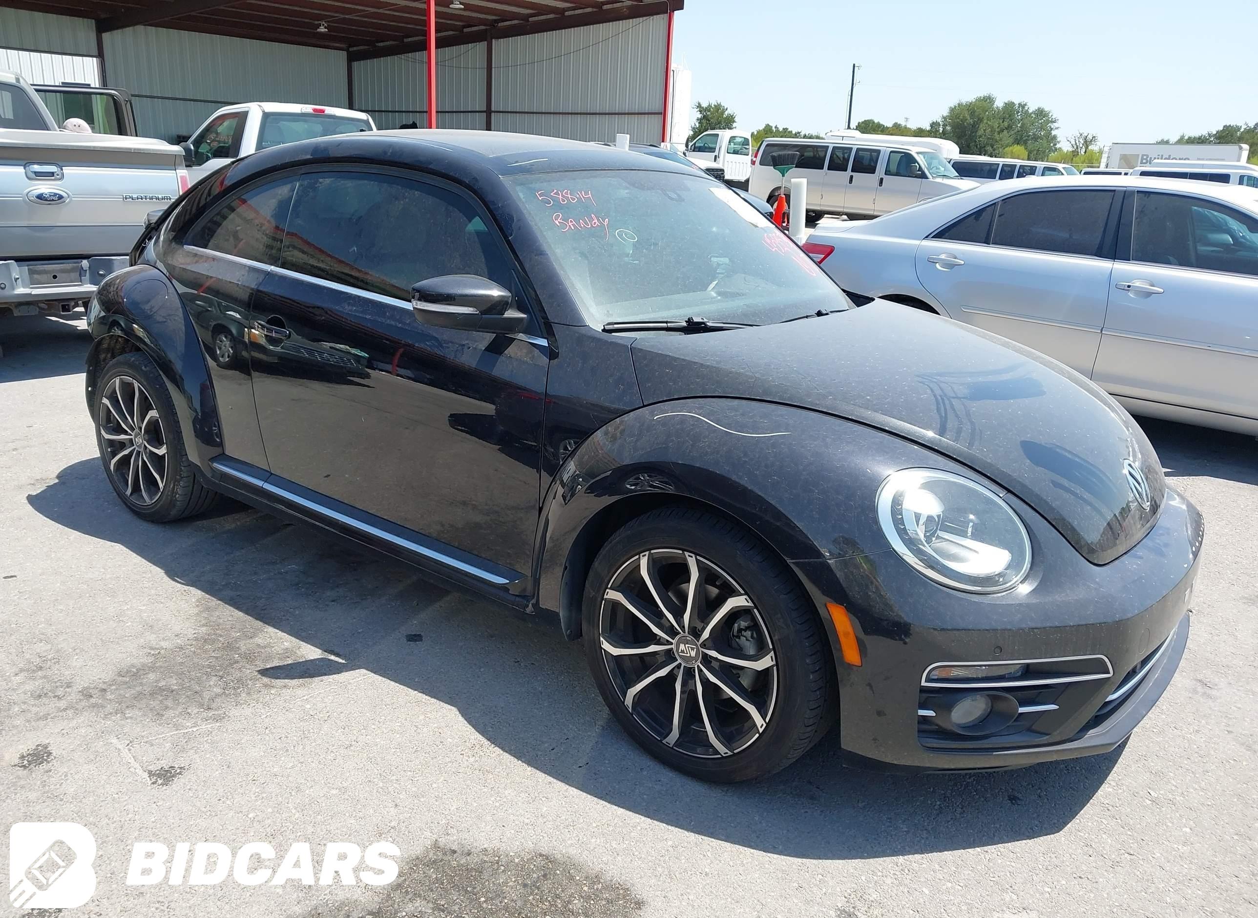 2019 Volkswagen Beetle, 2.0T...