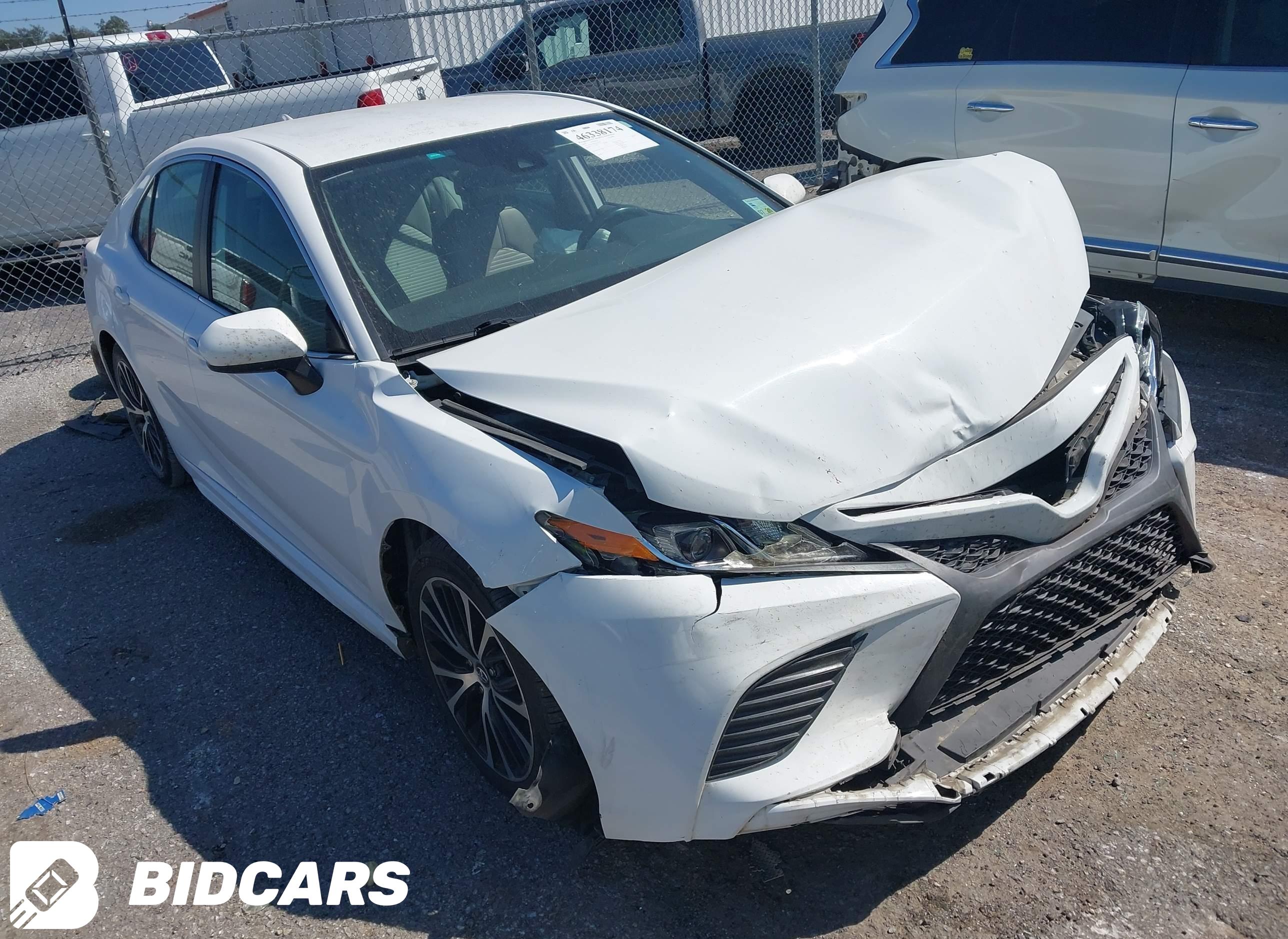2019 Toyota Camry, SE