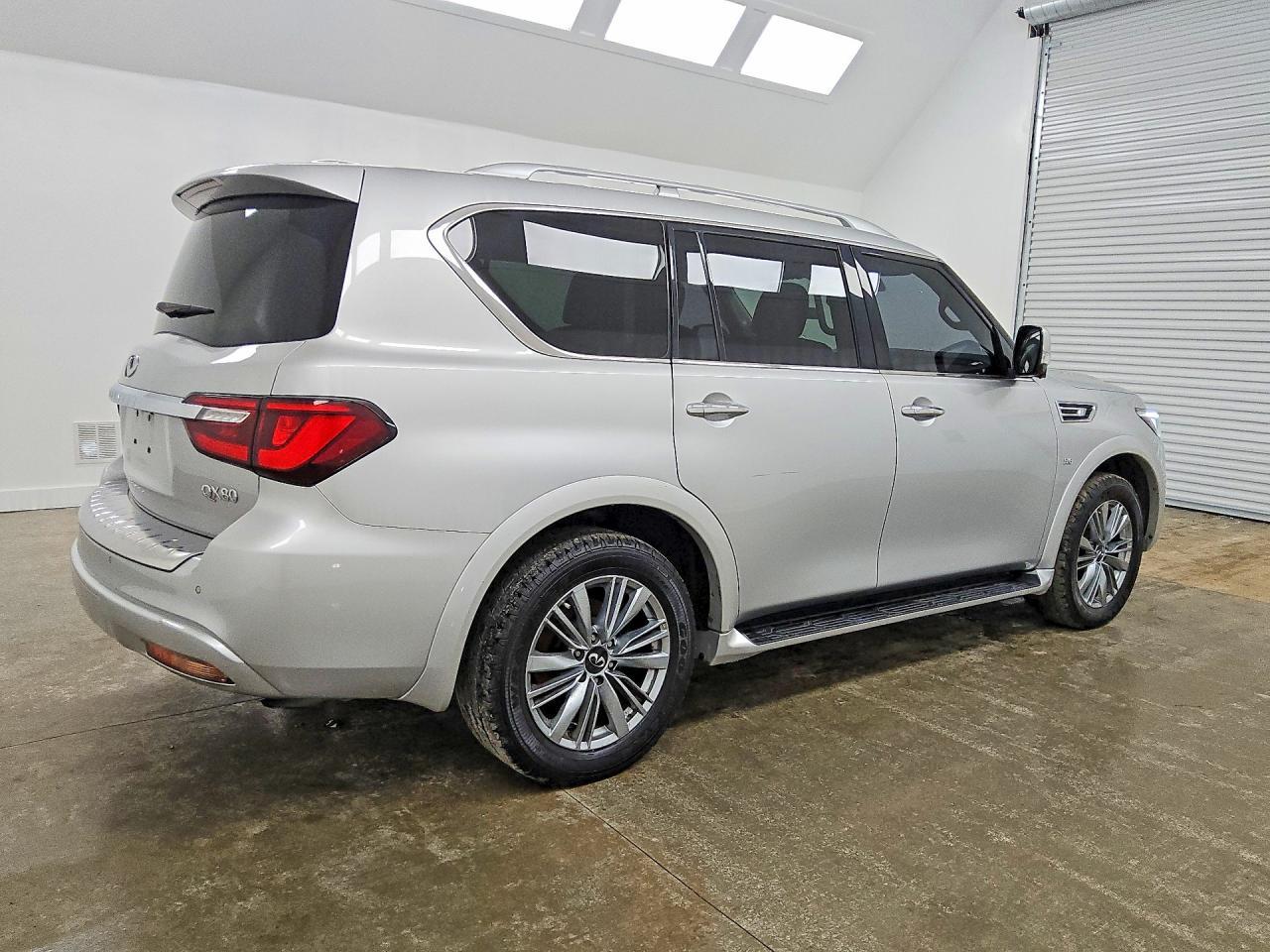 2019 Infiniti QX80, Luxe