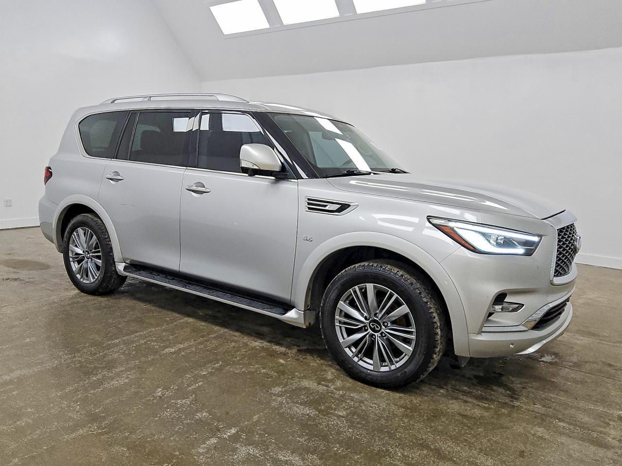 2019 Infiniti QX80, Luxe