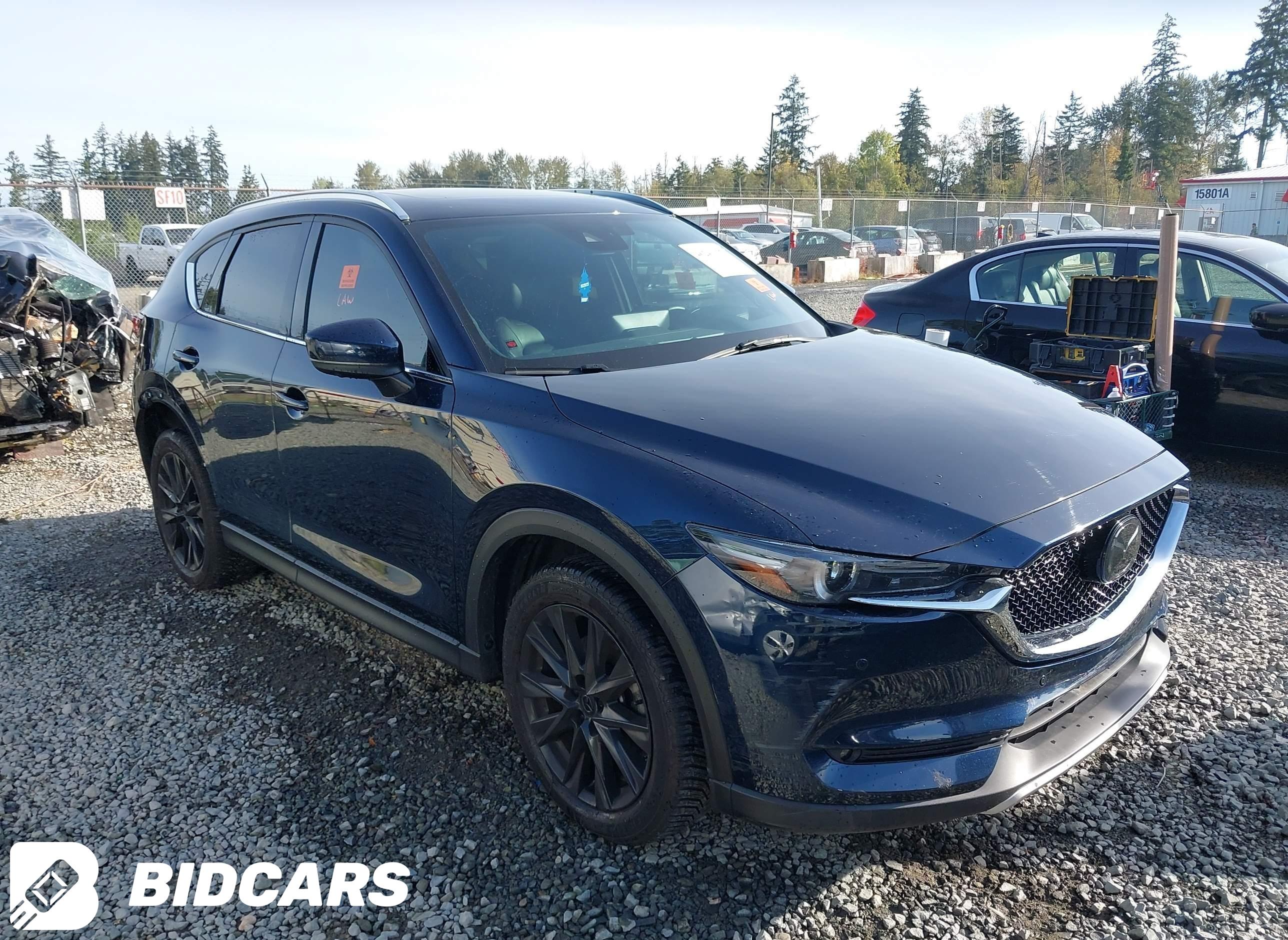 2021 Mazda CX-5, Signature