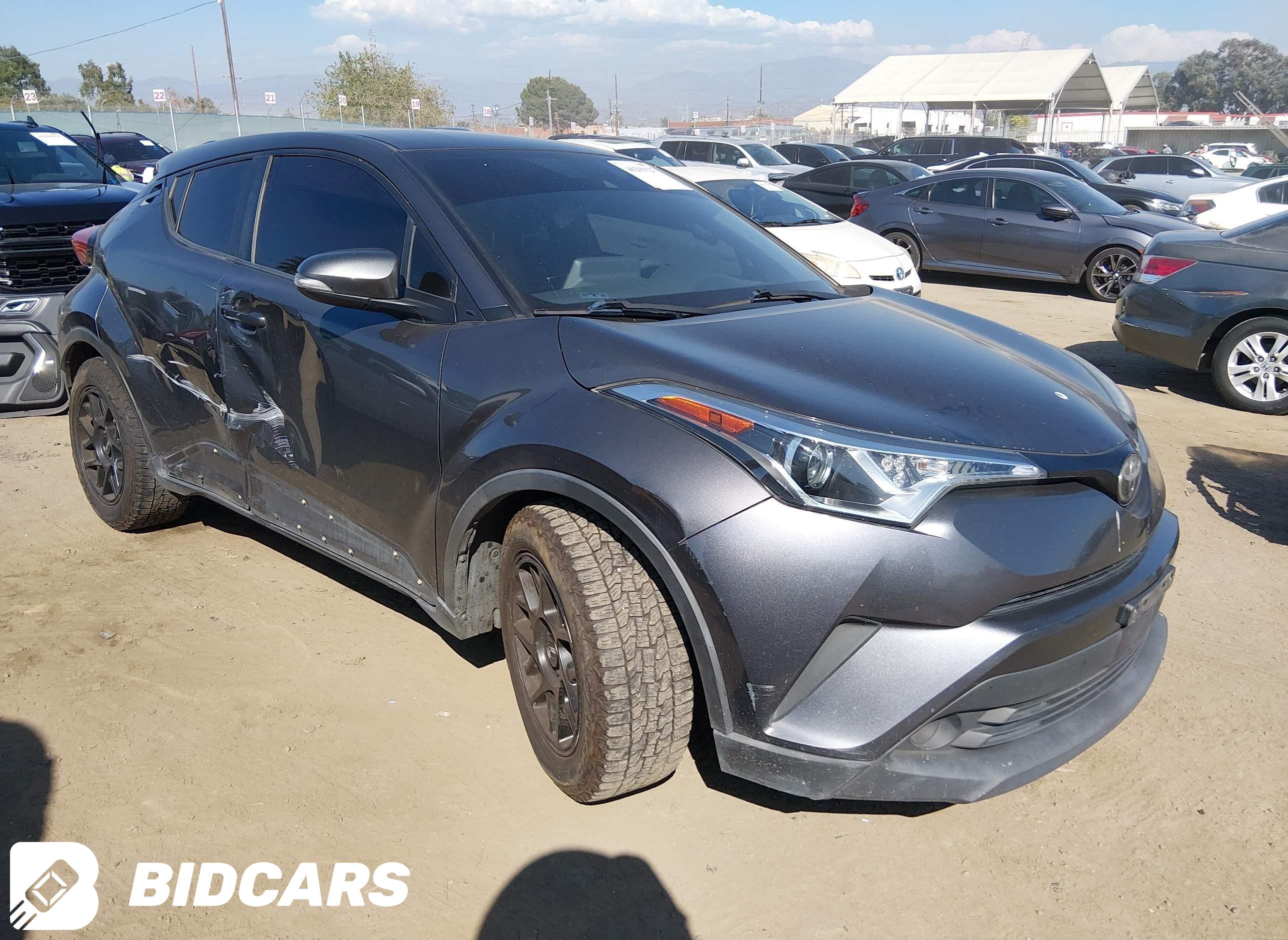 2019 Toyota C-HR, LE