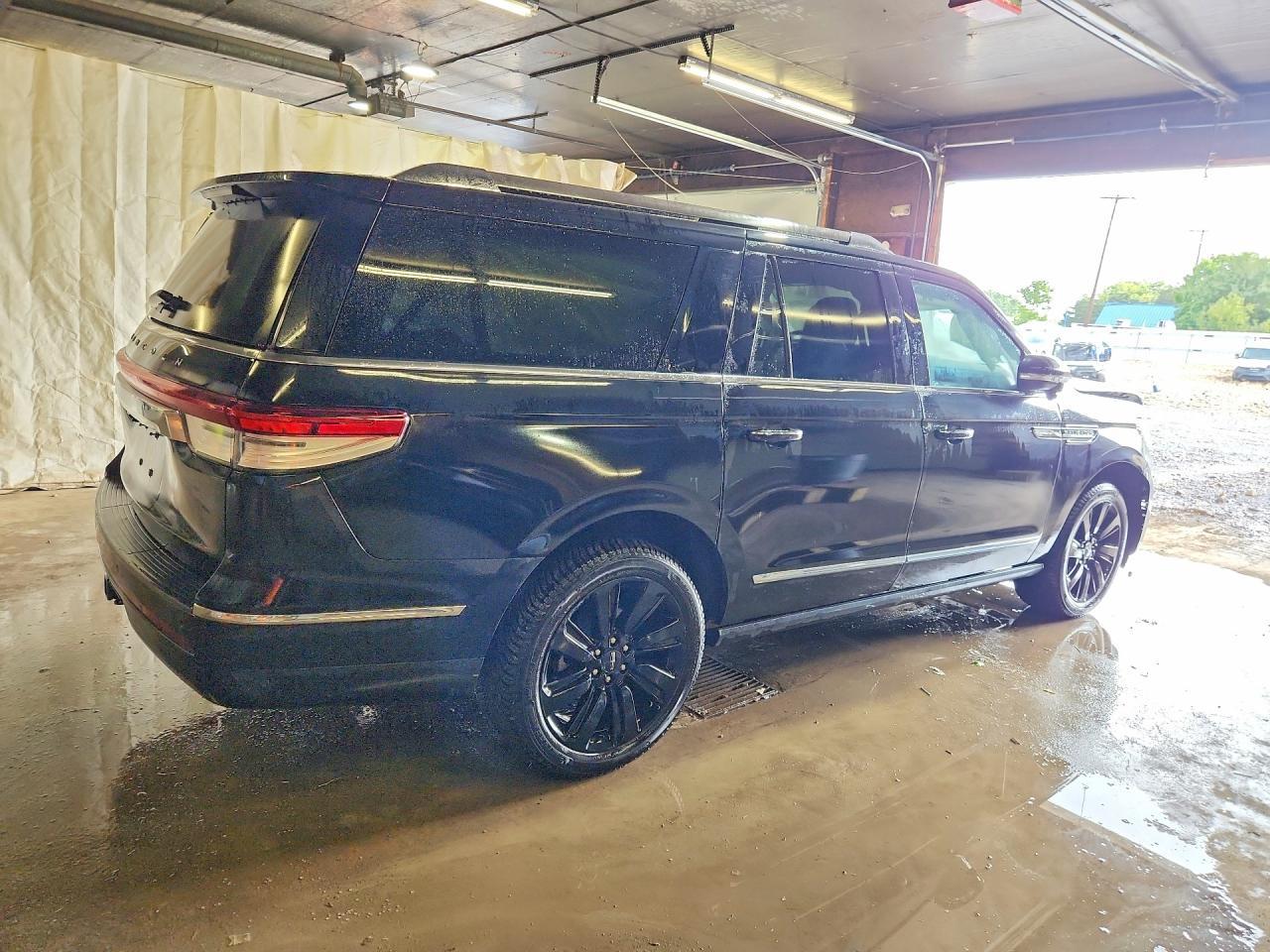 2024 Lincoln Navigator, L Res...