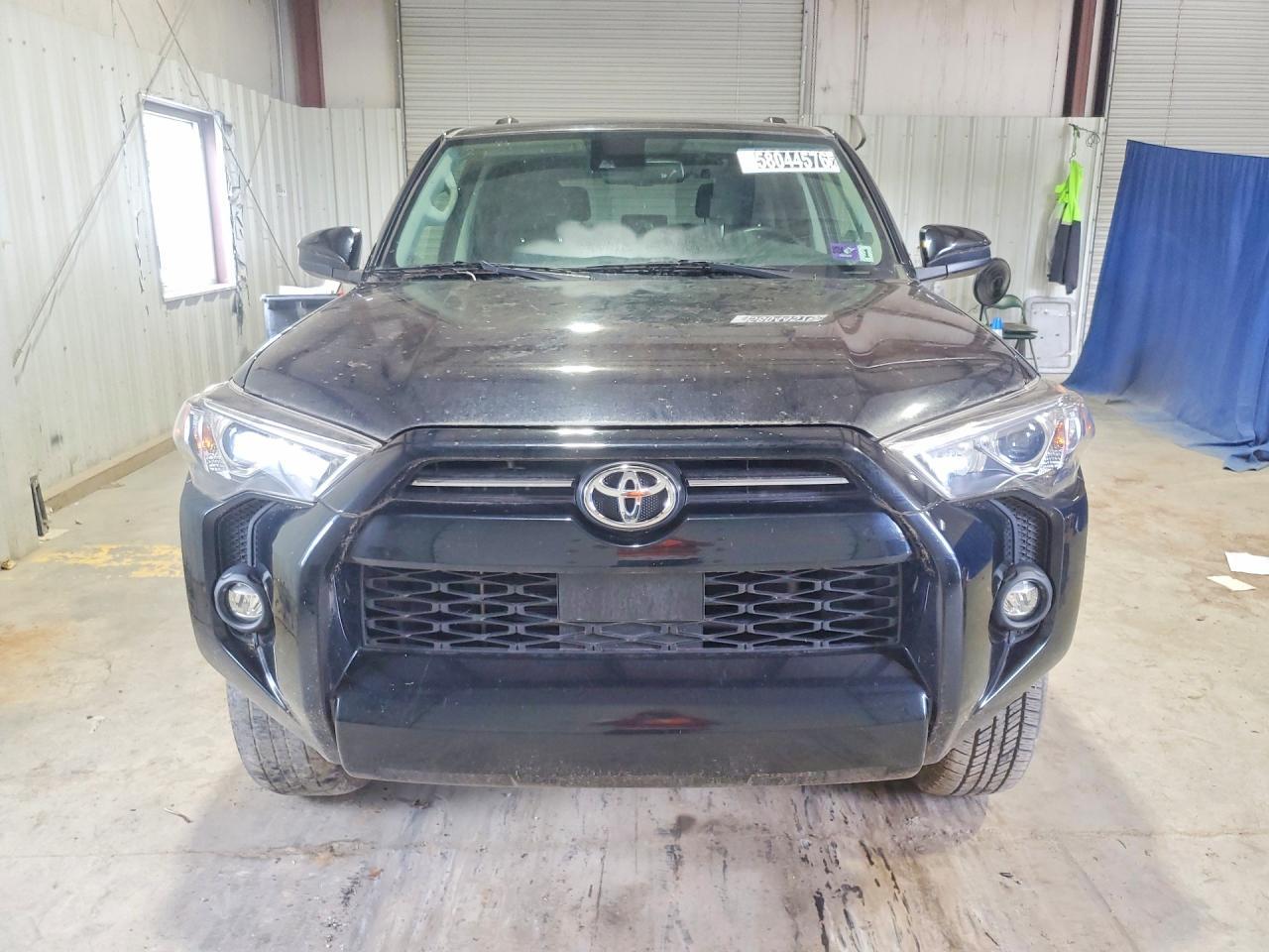 2021 Toyota 4runner, SR5