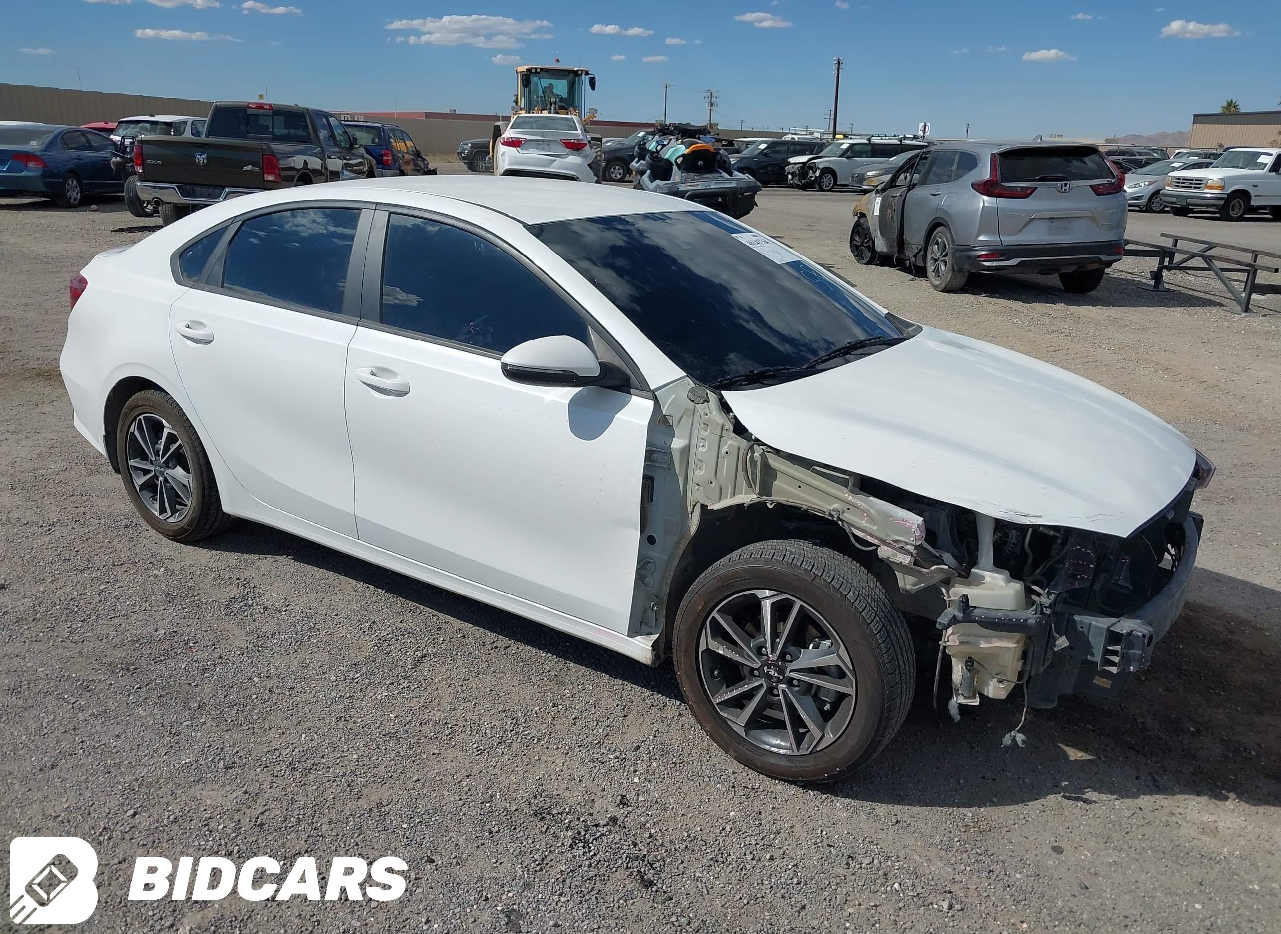 2024 KIA Forte, Lxs