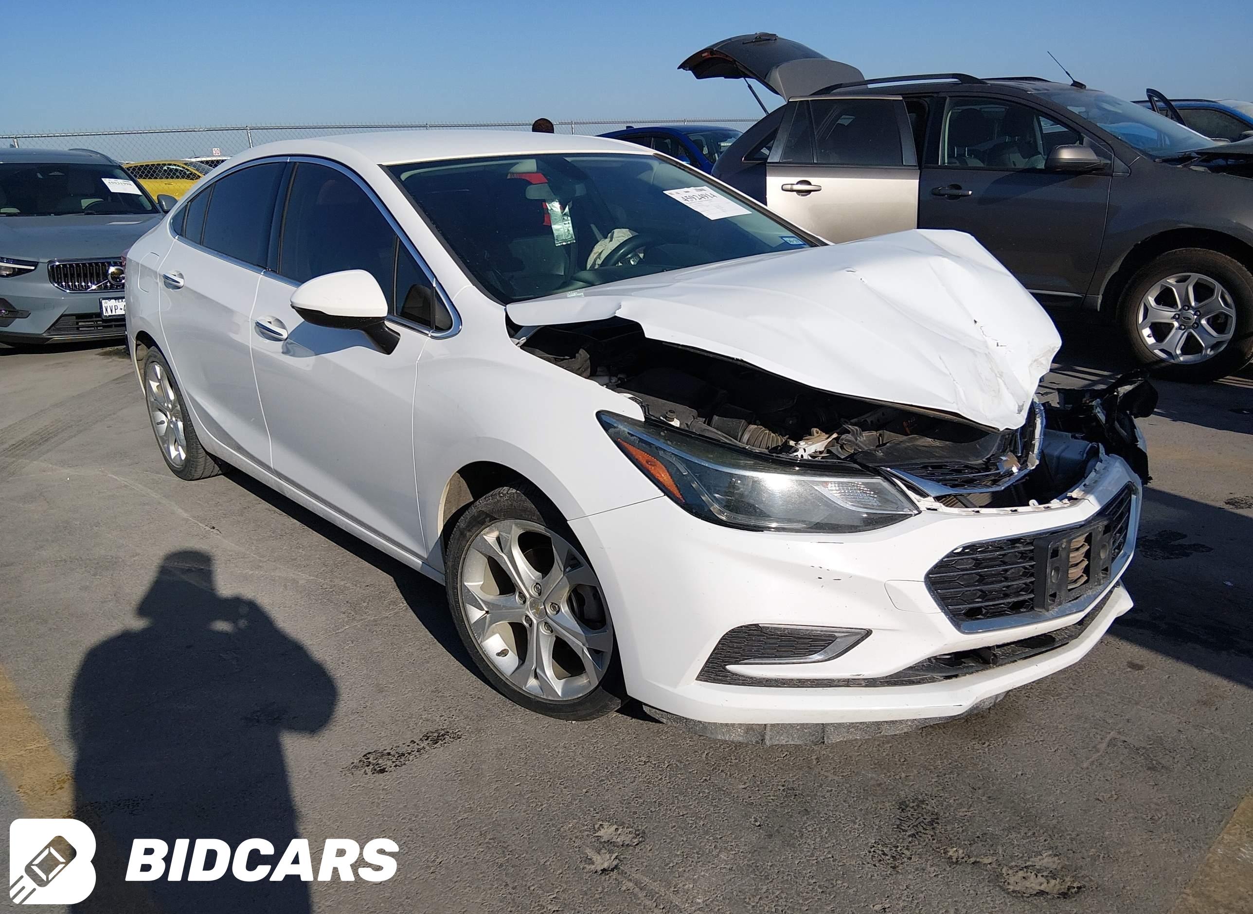 2017 Chevrolet Cruze, Premier...