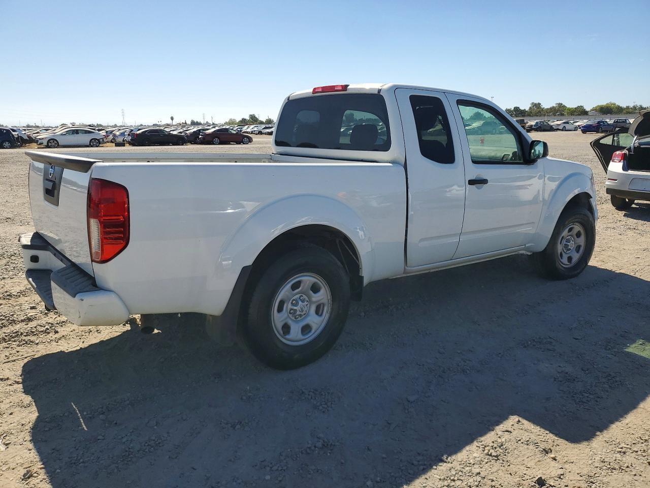 2020 Nissan Frontier, S