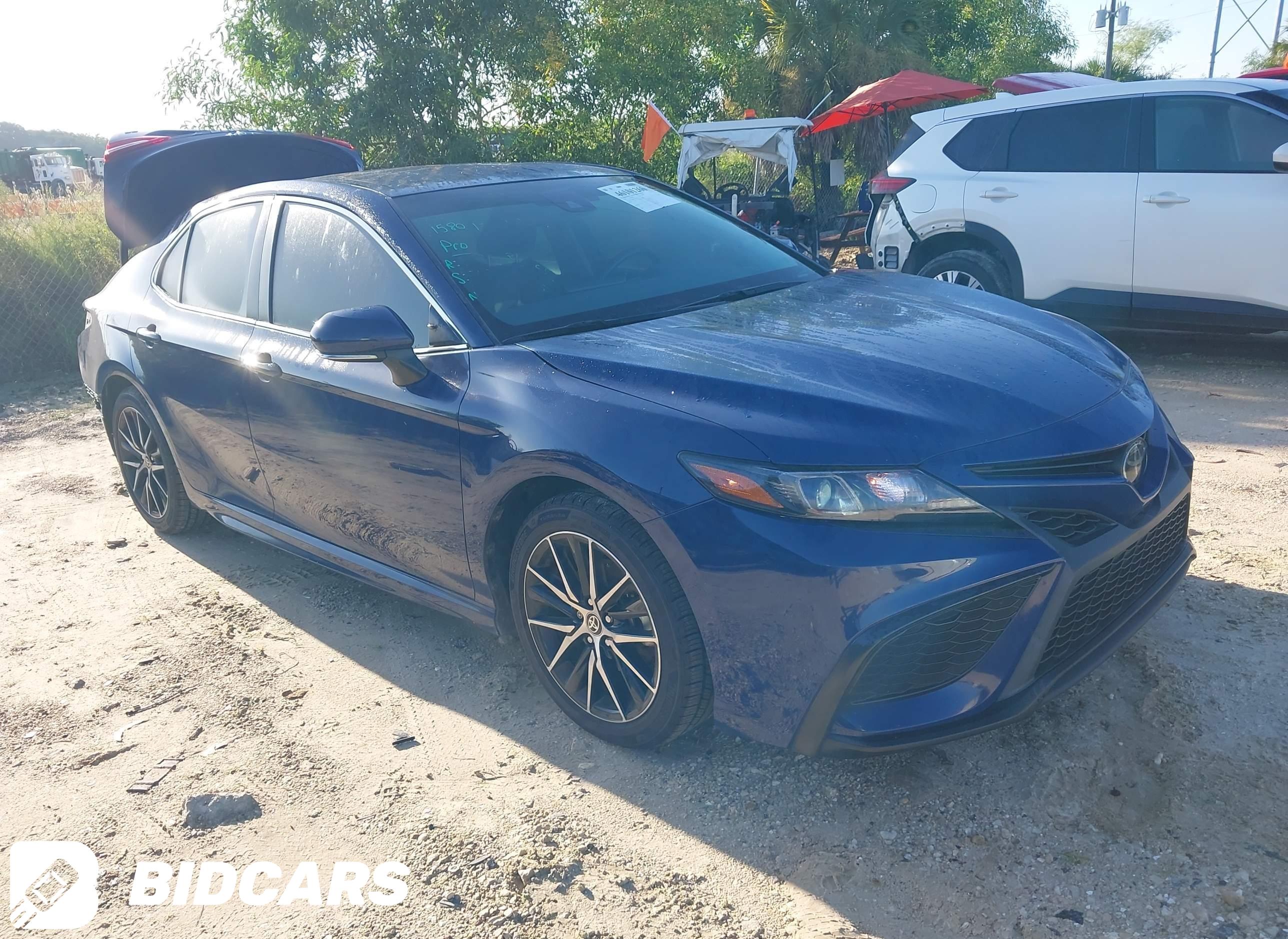 2024 Toyota Camry, SE