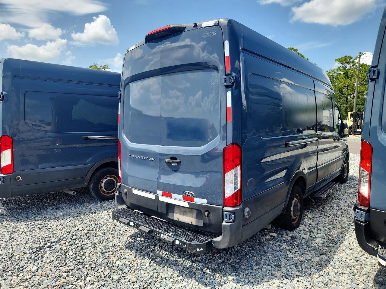 2020 Ford Transit, T-250