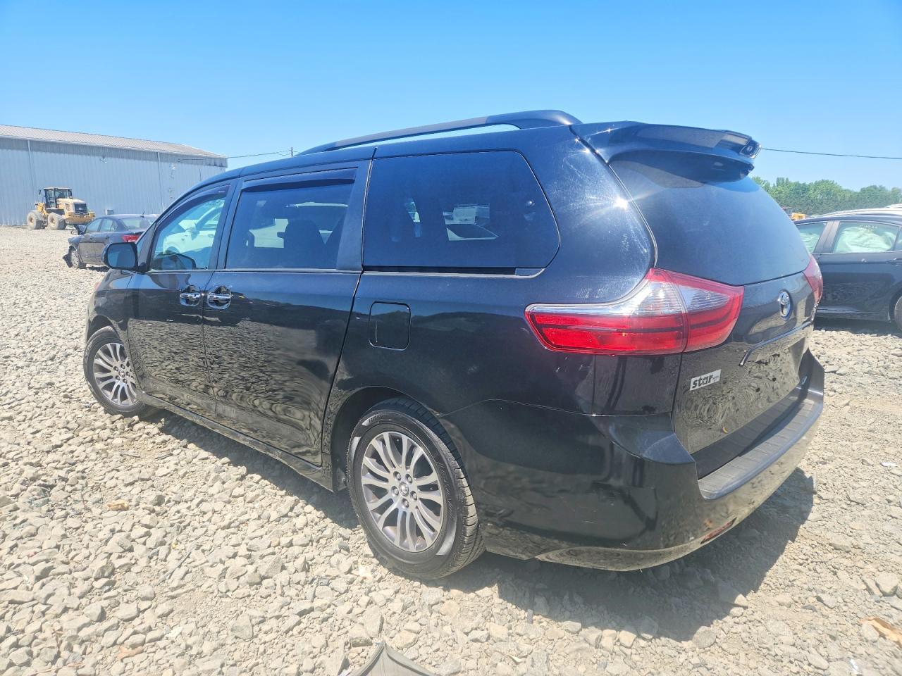 2020 Toyota Sienna, Xle 8-Pas...