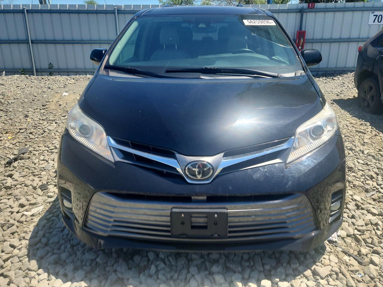2020 Toyota Sienna, Xle 8-Pas...