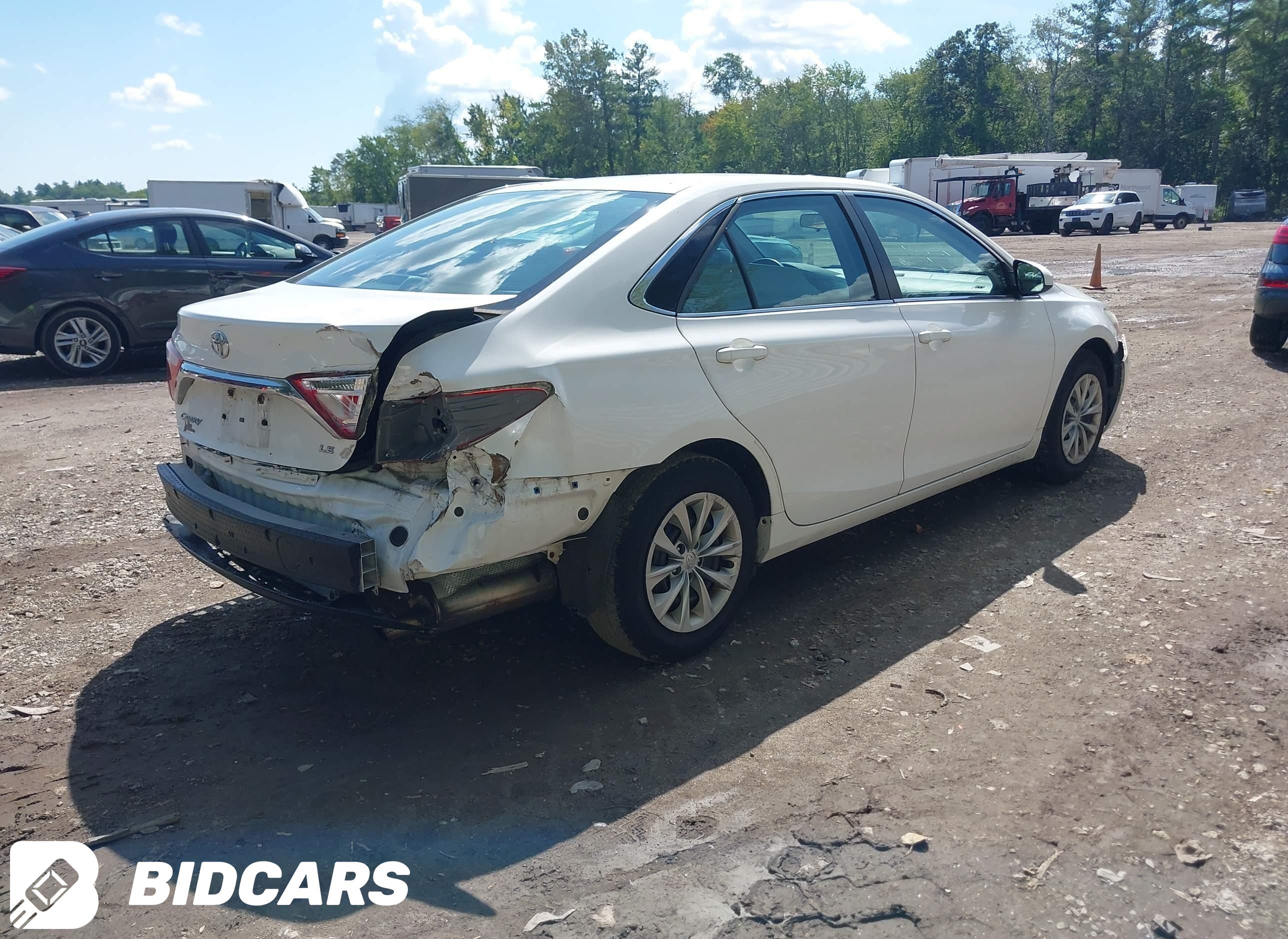 2015 Toyota Camry, LE