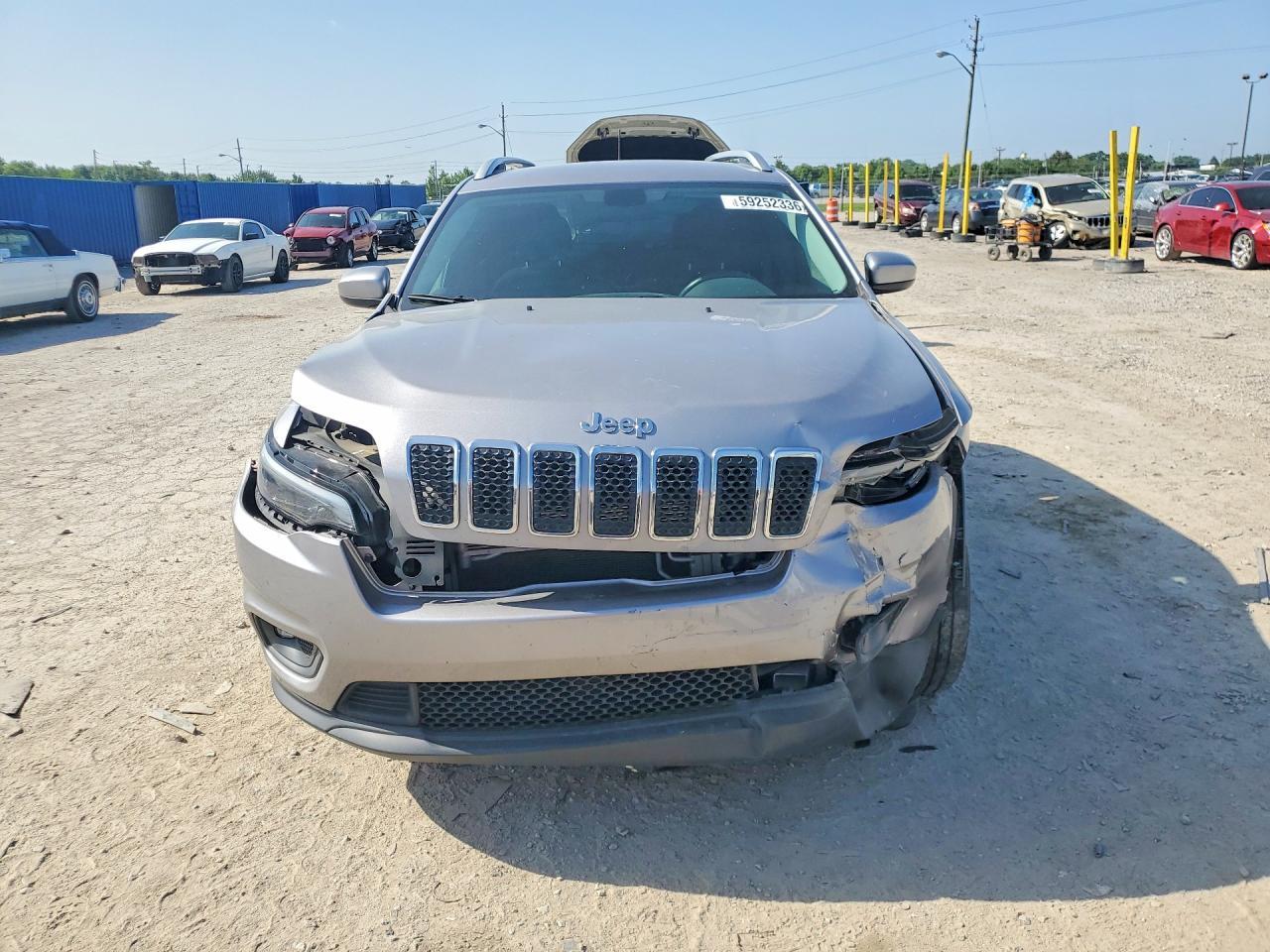 2019 Jeep Cherokee, Latitude