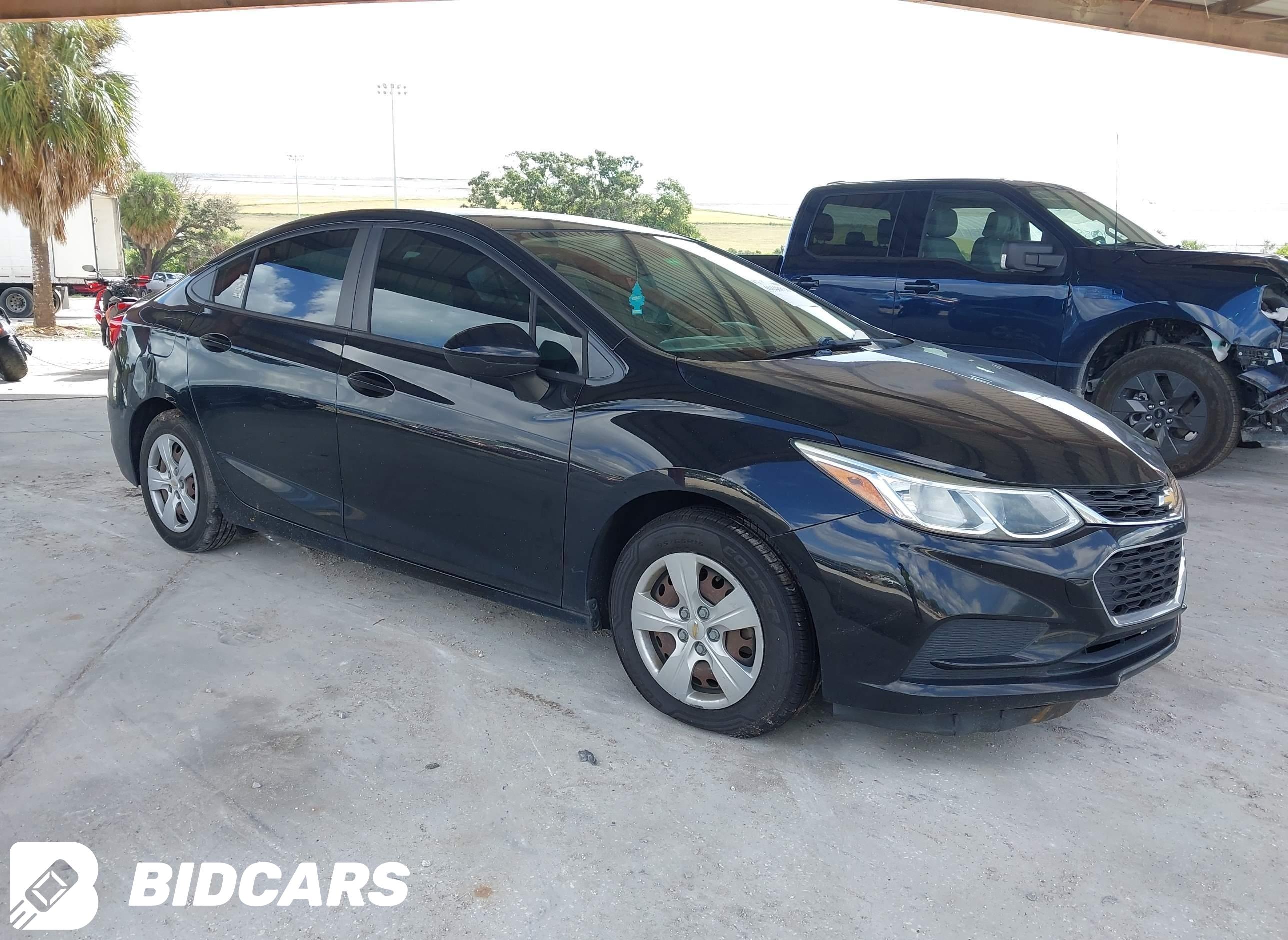 2017 Chevrolet Cruze, Ls Auto