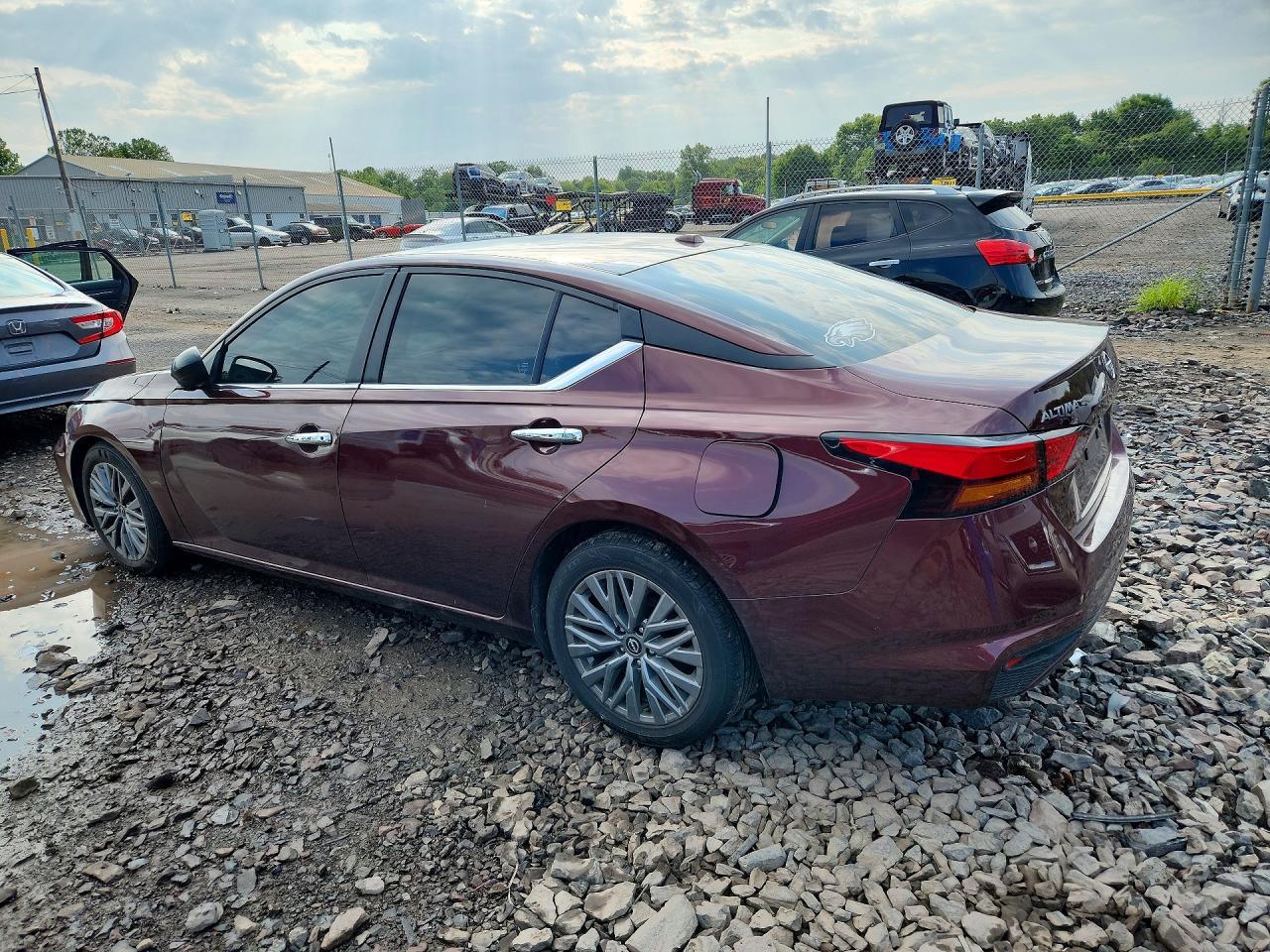2025 Nissan Altima, SV