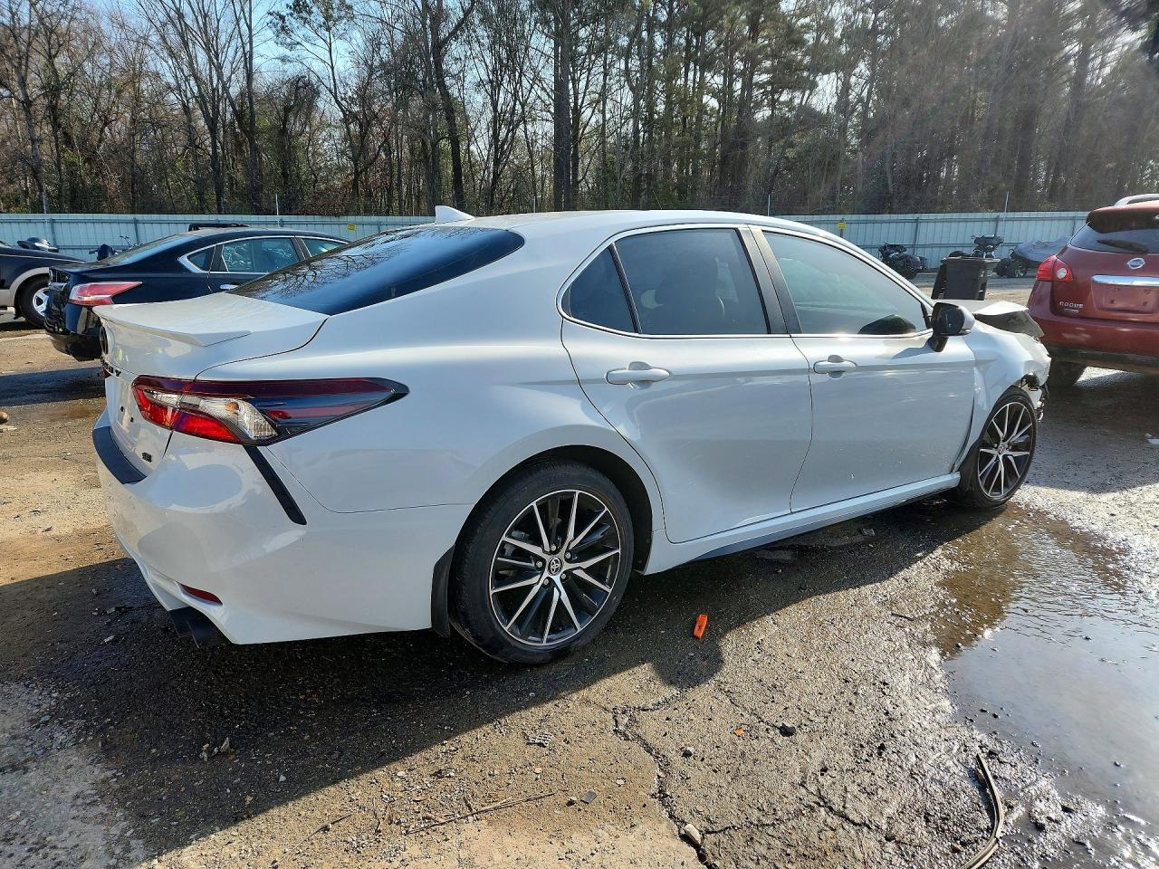 2024 Toyota Camry, SE