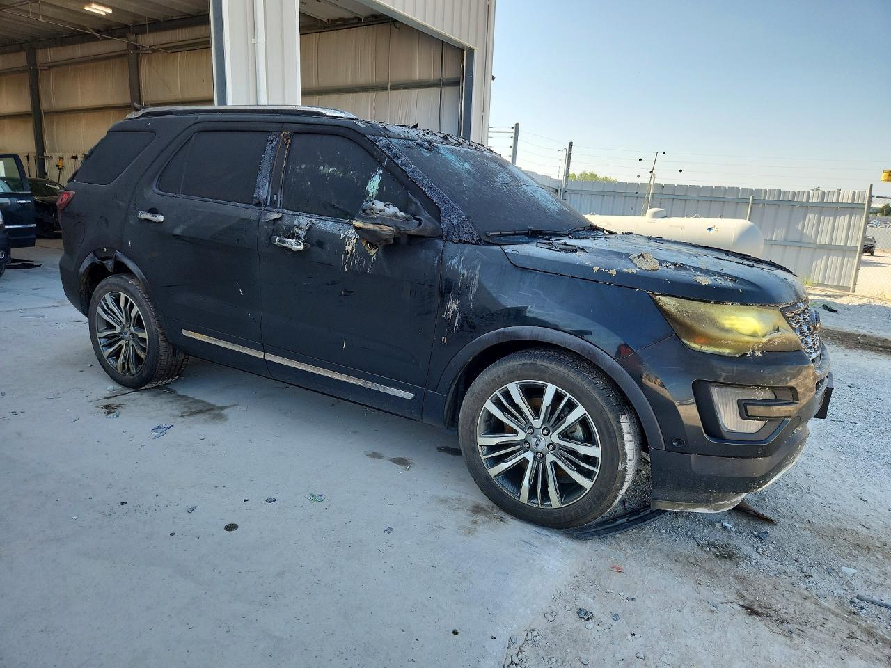 2017 Ford Explorer, Platinum
