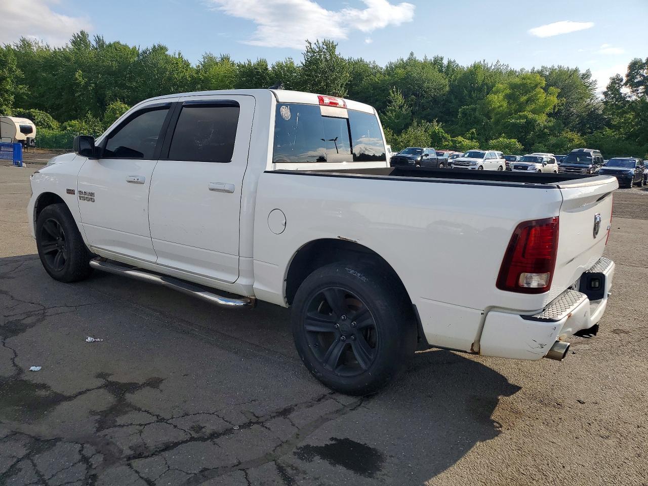 2015 RAM 1500, Sport