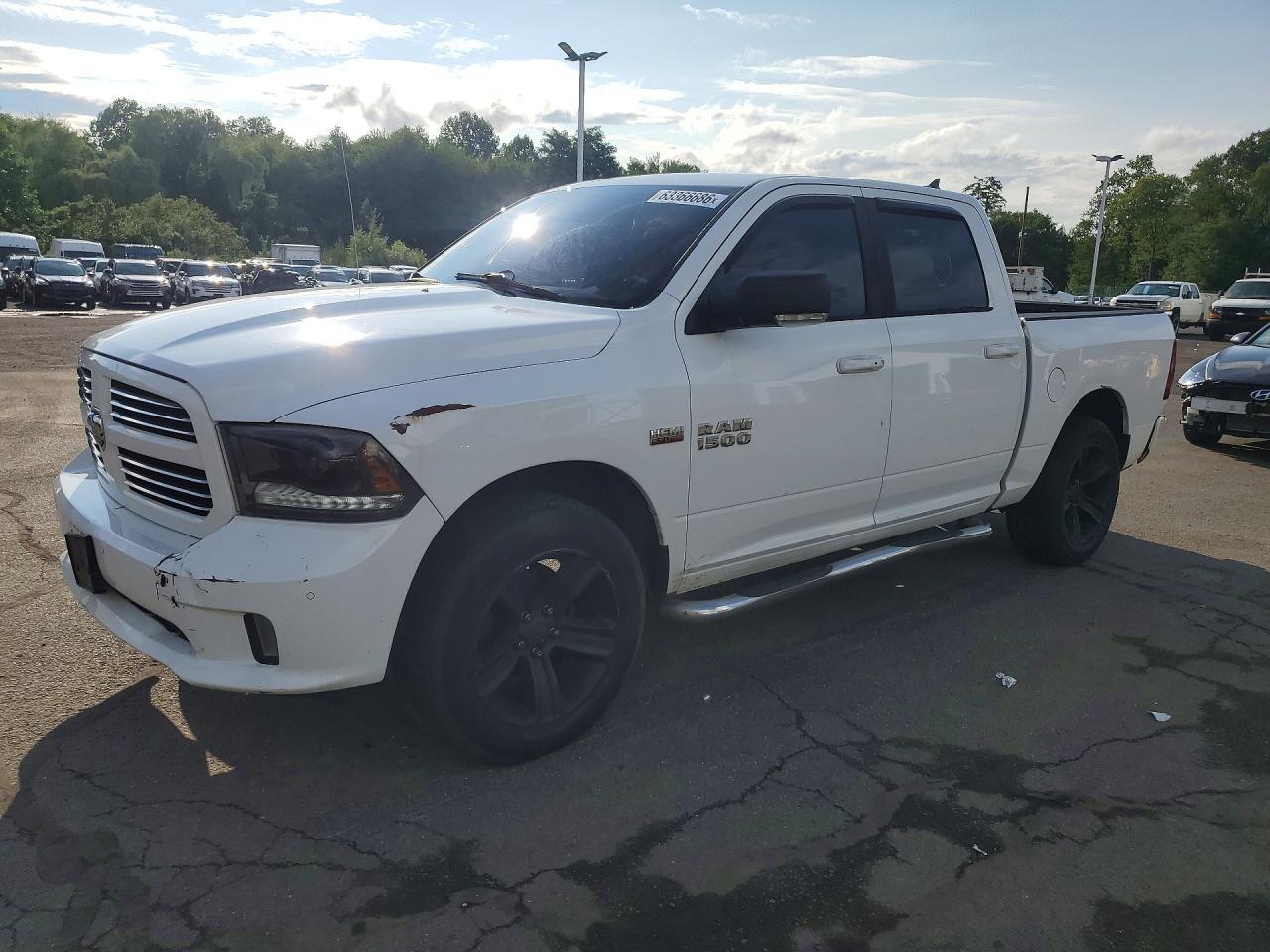 2015 RAM 1500, Sport