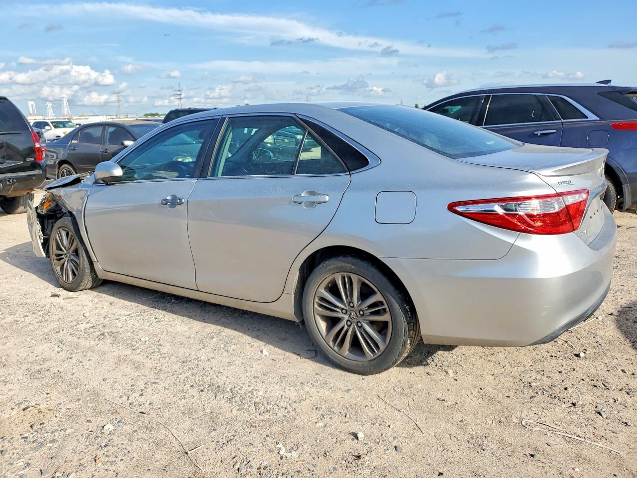 2015 Toyota Camry, SE